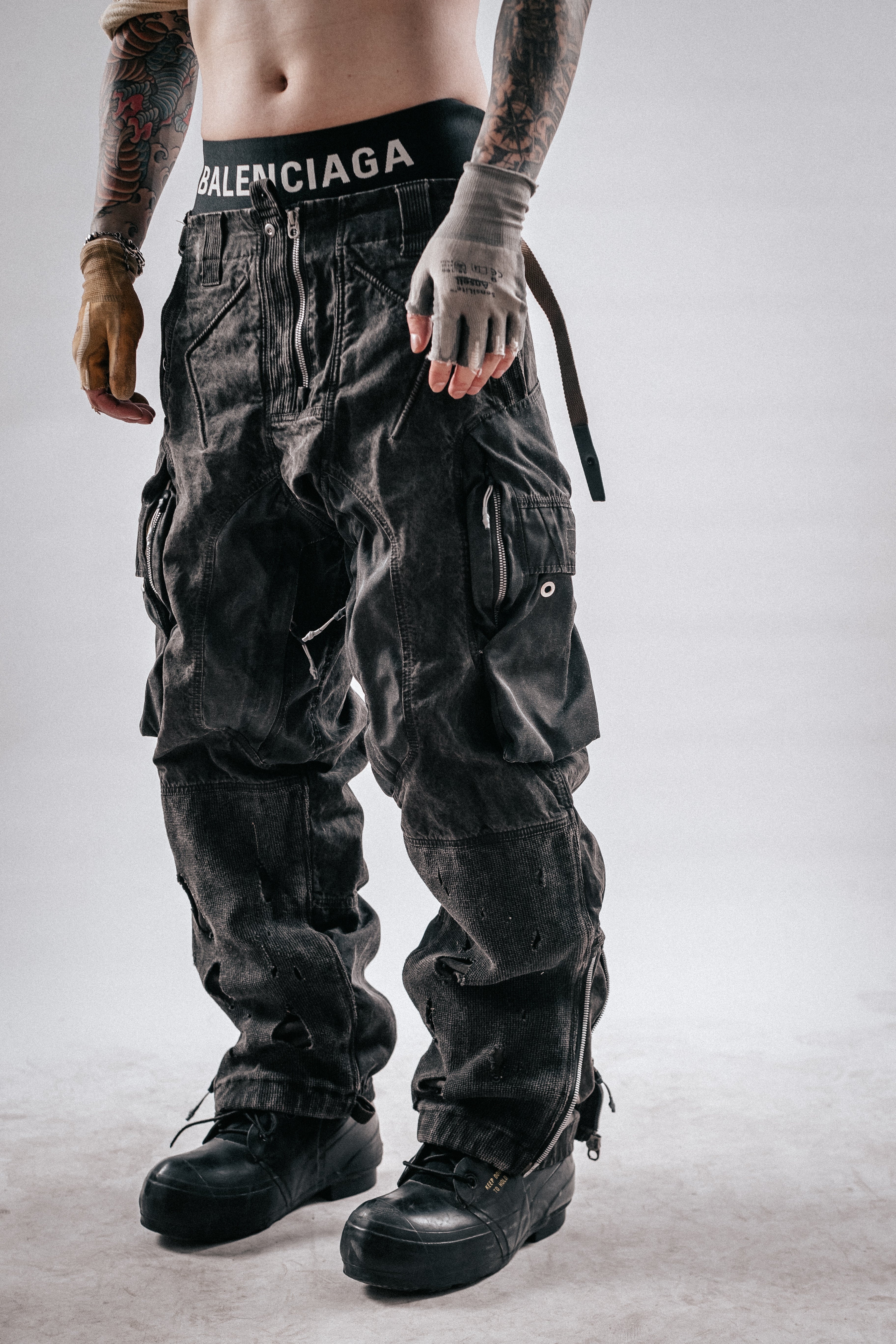 DRKLEI WASTELAND MESH CARGO PANTS