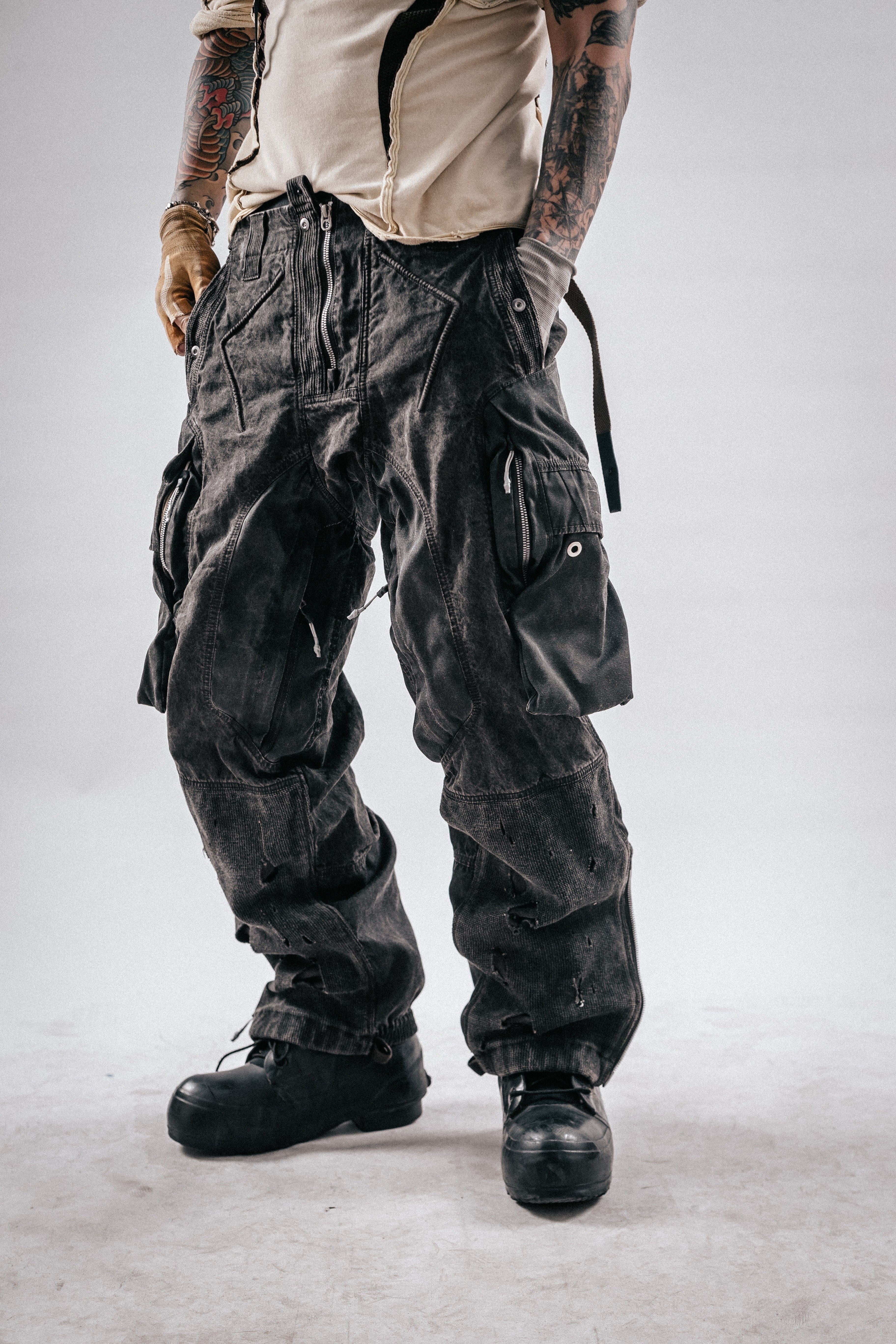 DRKLEI WASTELAND MESH CARGO PANTS