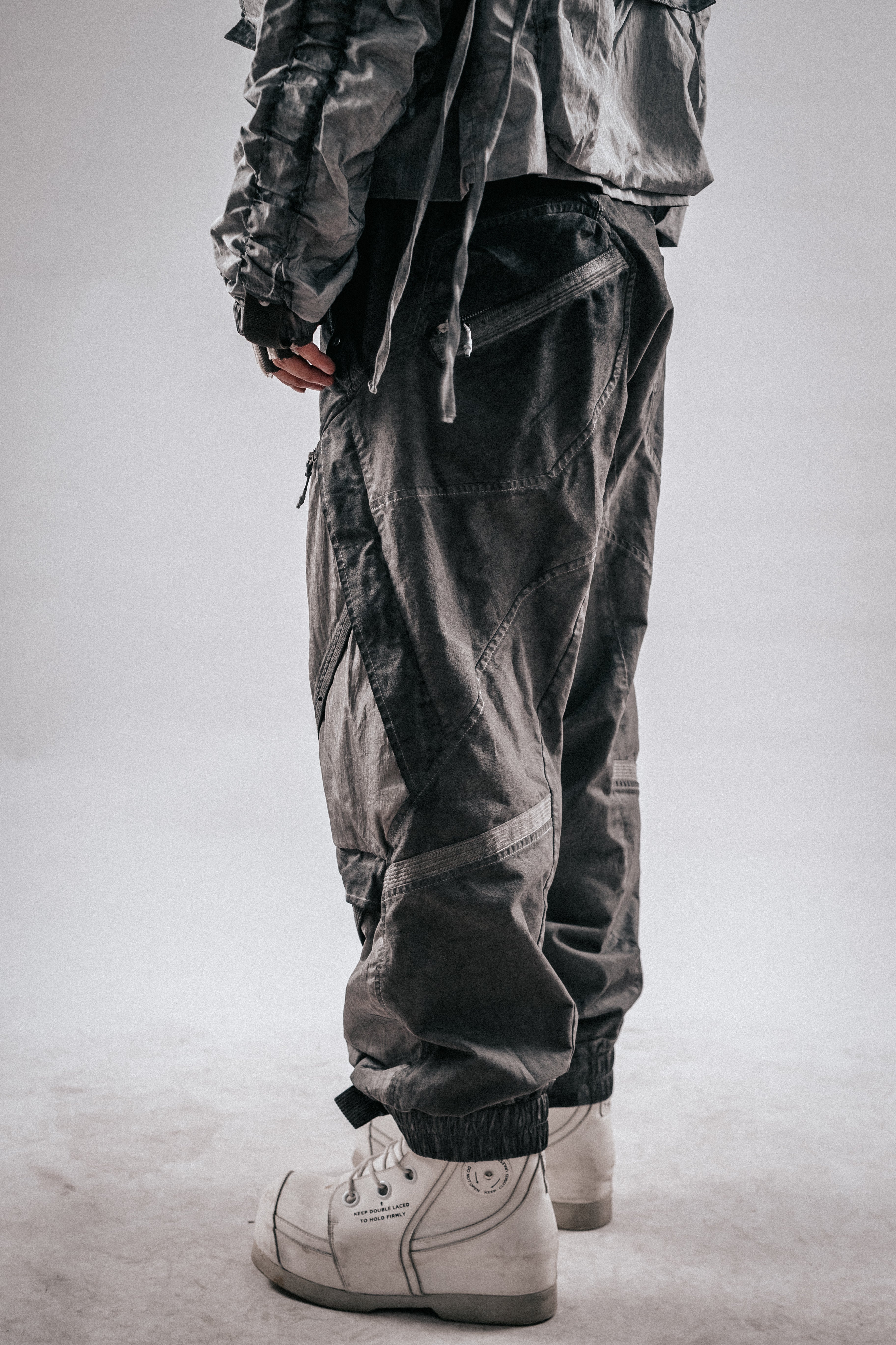 DRKLEI WASTELAND MESH CARGO PANTS