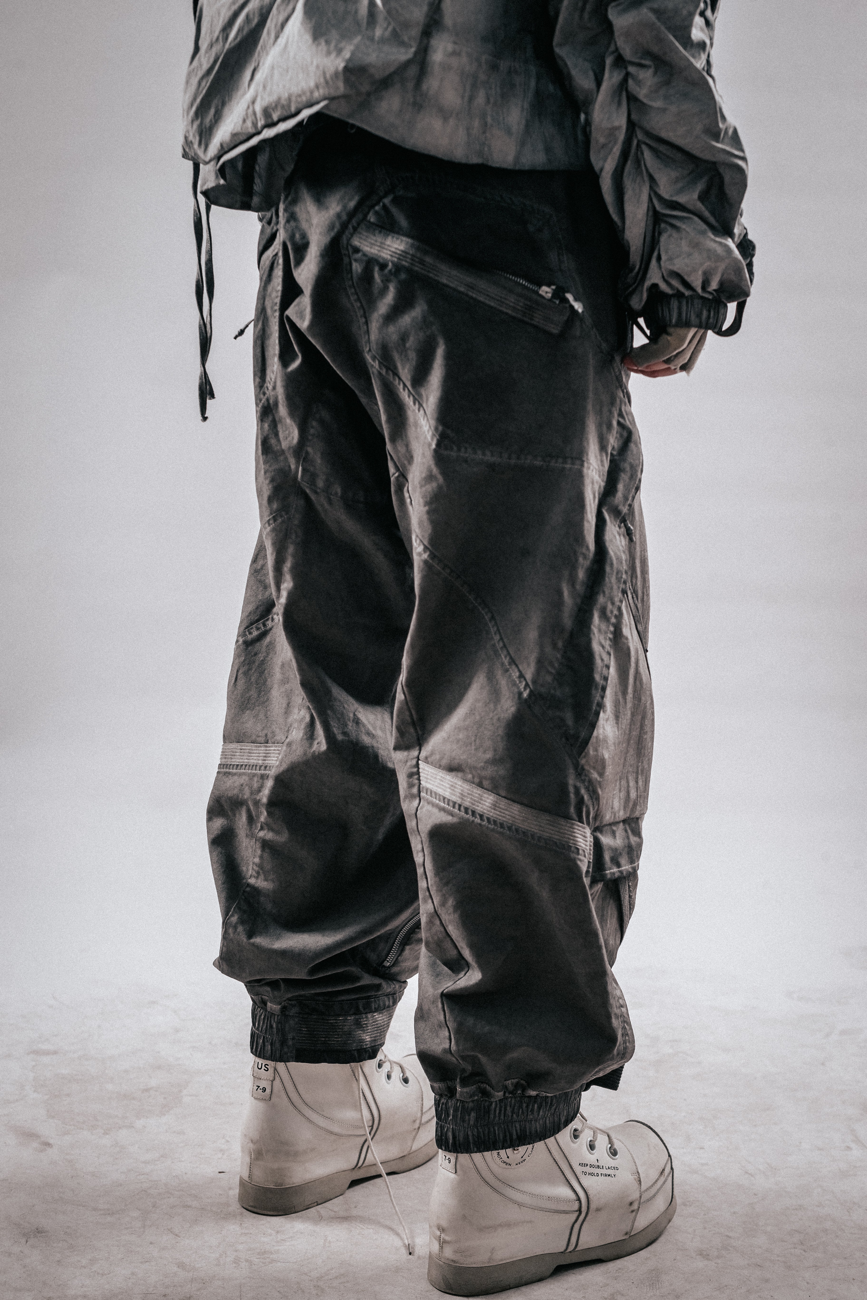 DRKLEI WASTELAND MESH CARGO PANTS