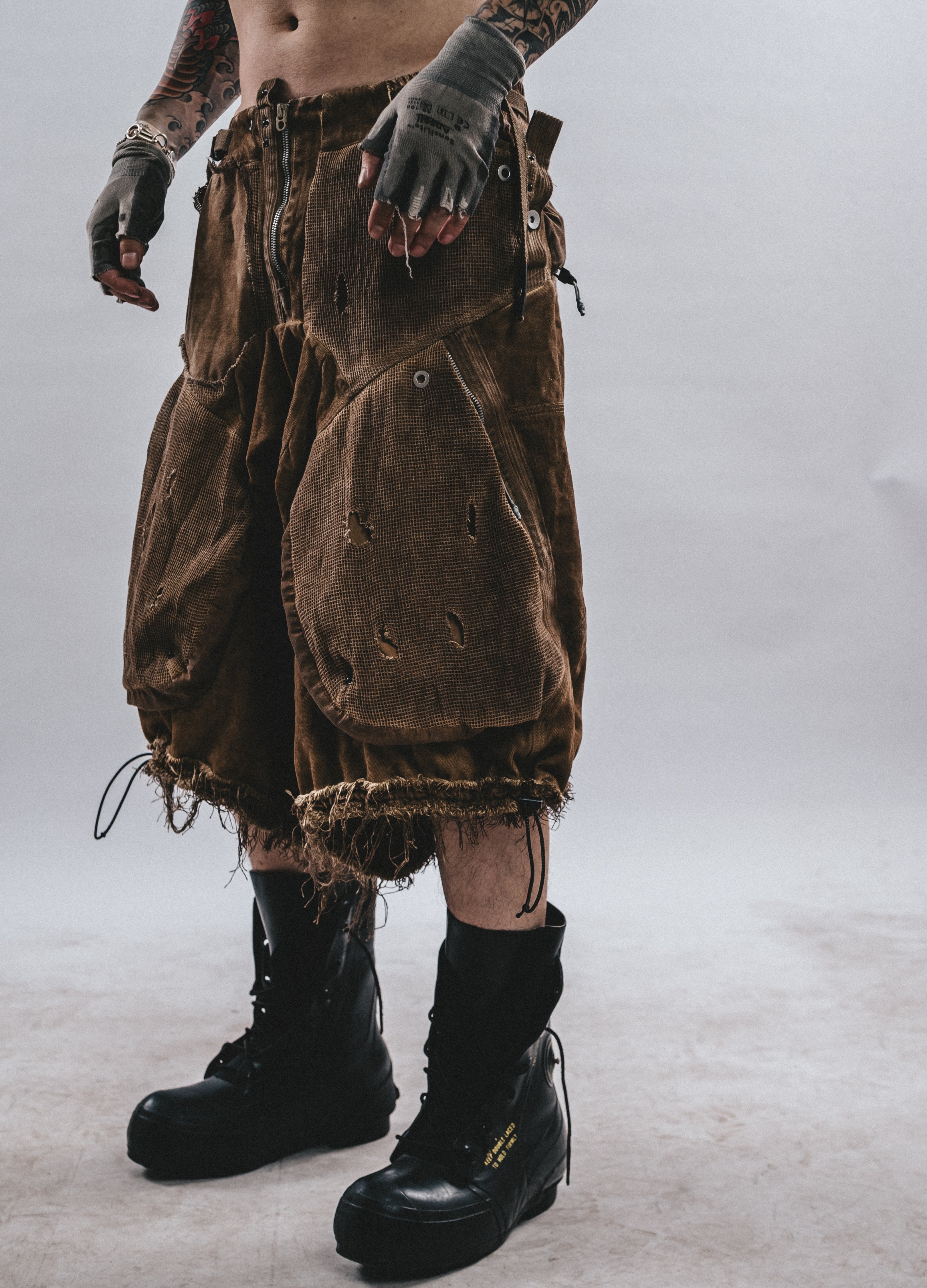 DRKLEI WASTELAND MESH CARGO PANTS