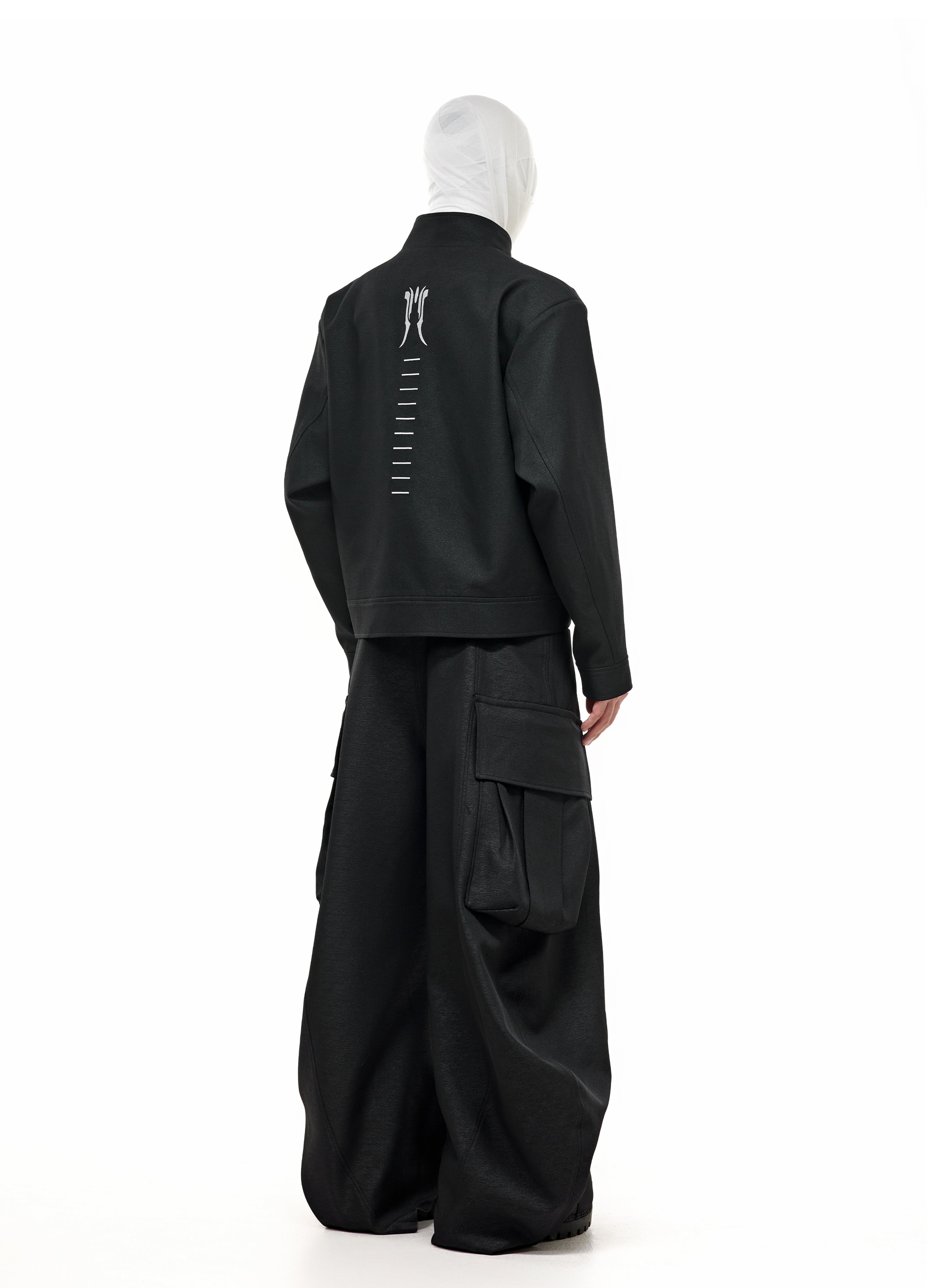 MONOLITH MULTI-POCKET JACKET