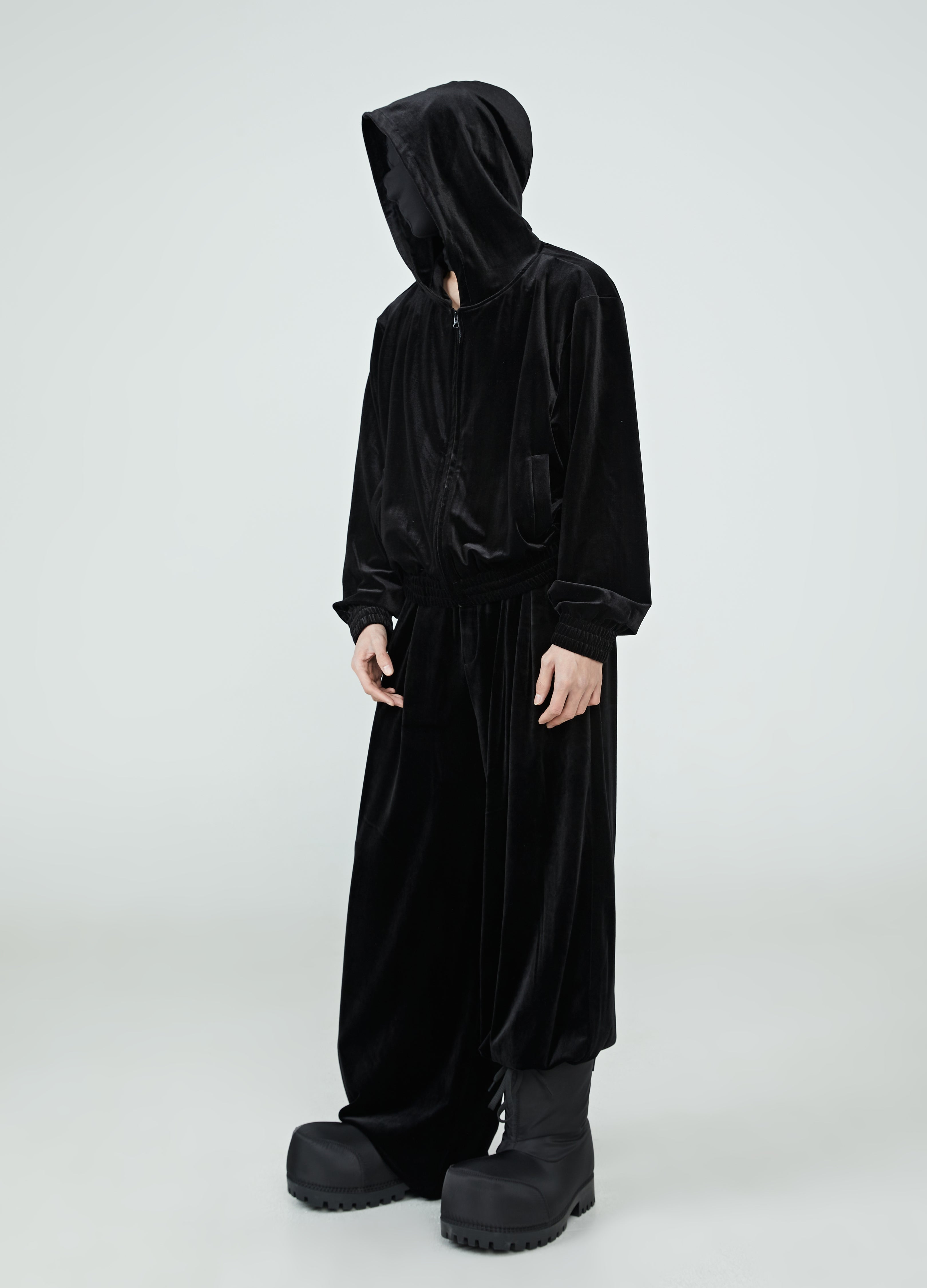 24SS Voyager Velvet Zip-Up