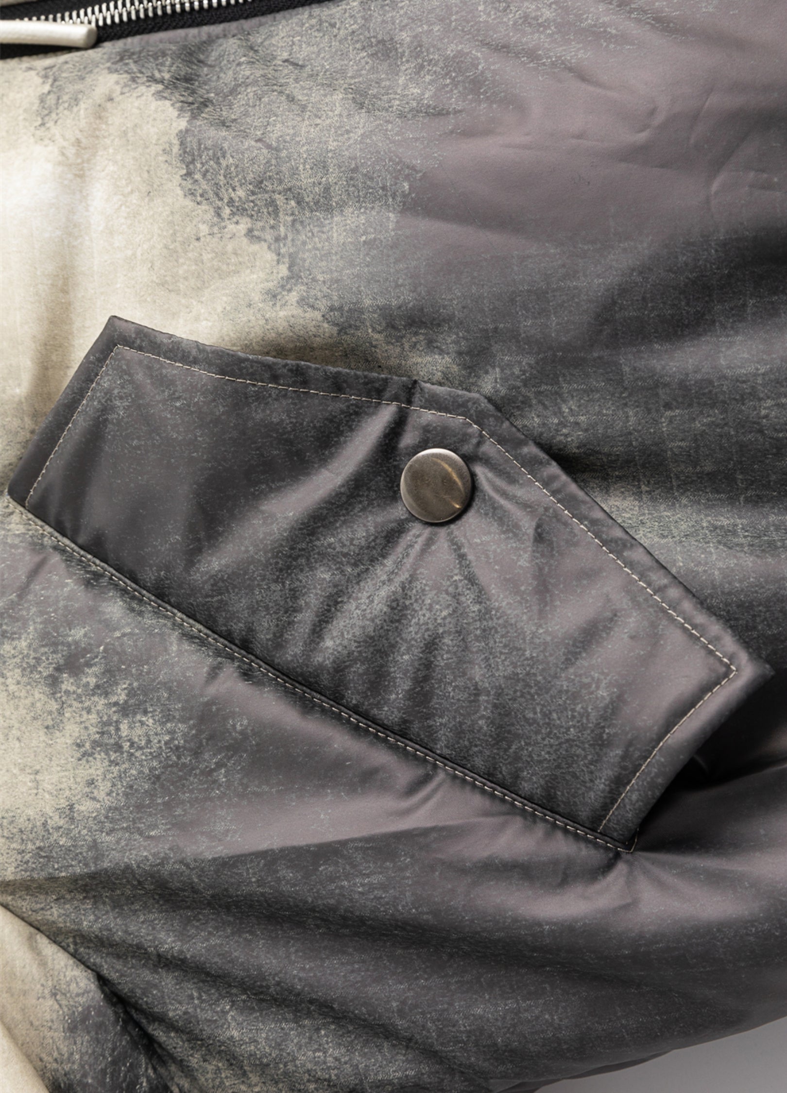 23FW Tie-Dye Silhouette Bread Jacket