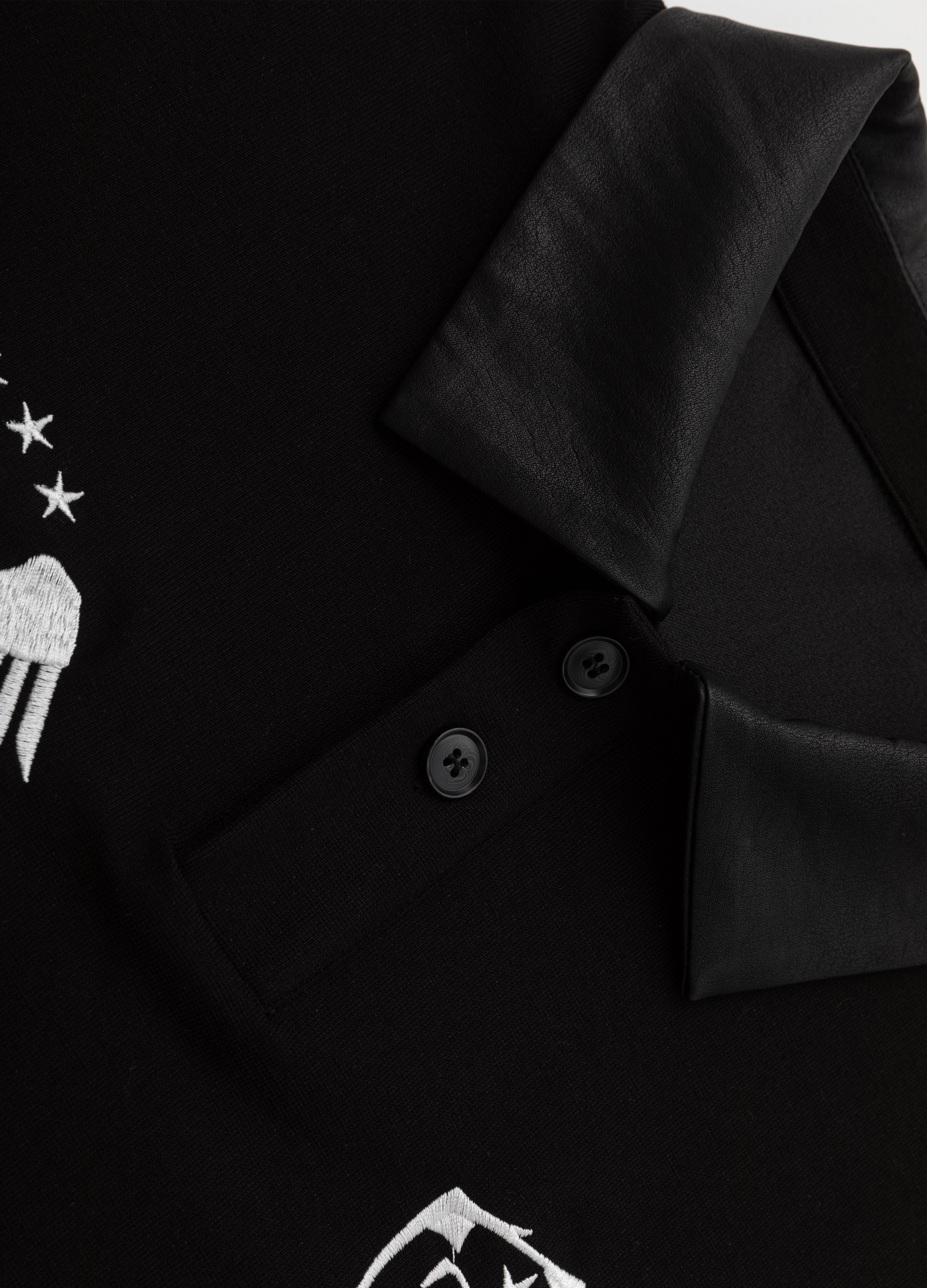 26SS LEATHER COLLAR POLO