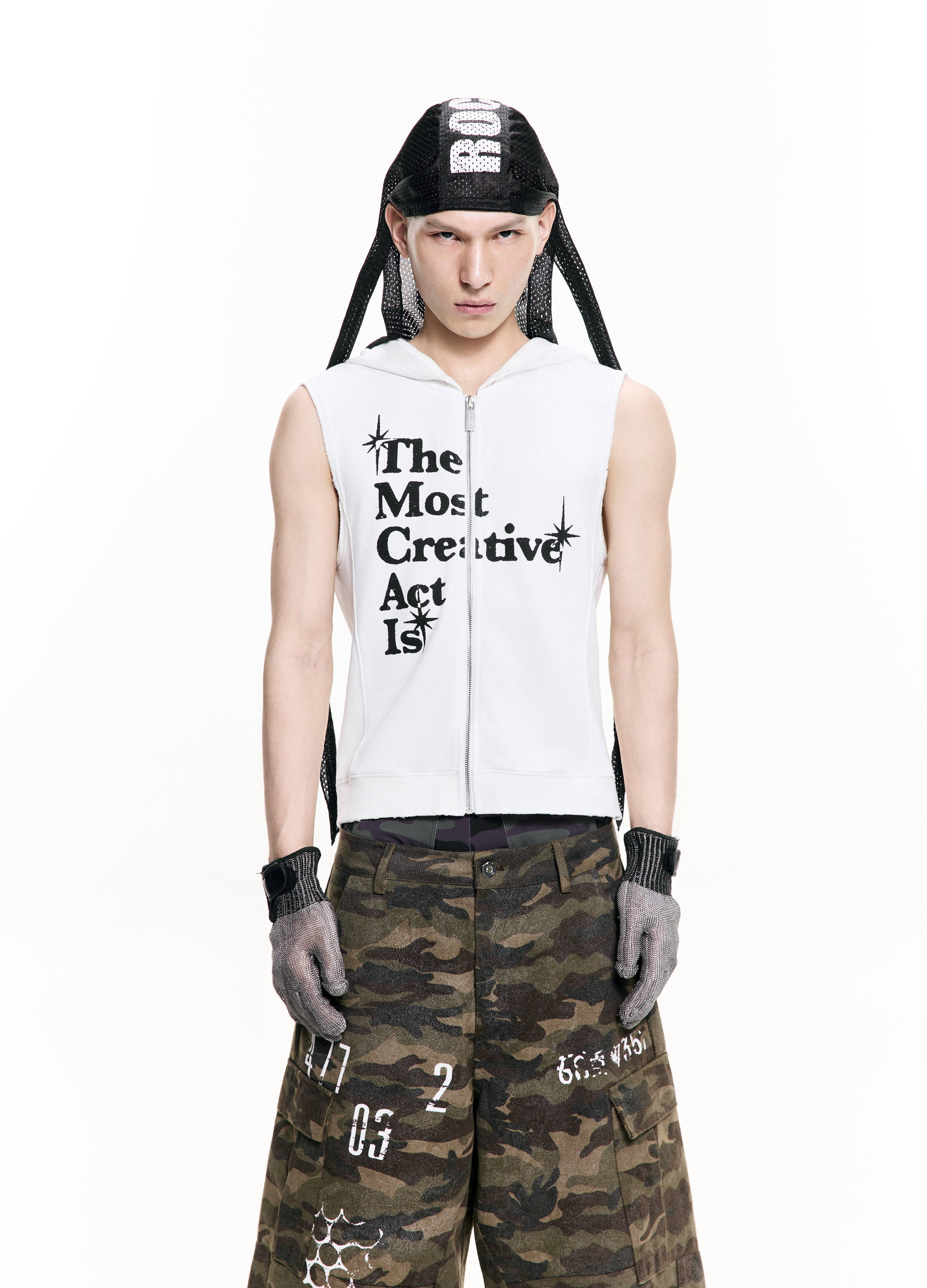 26SS STAR LOGO HOODED TANK