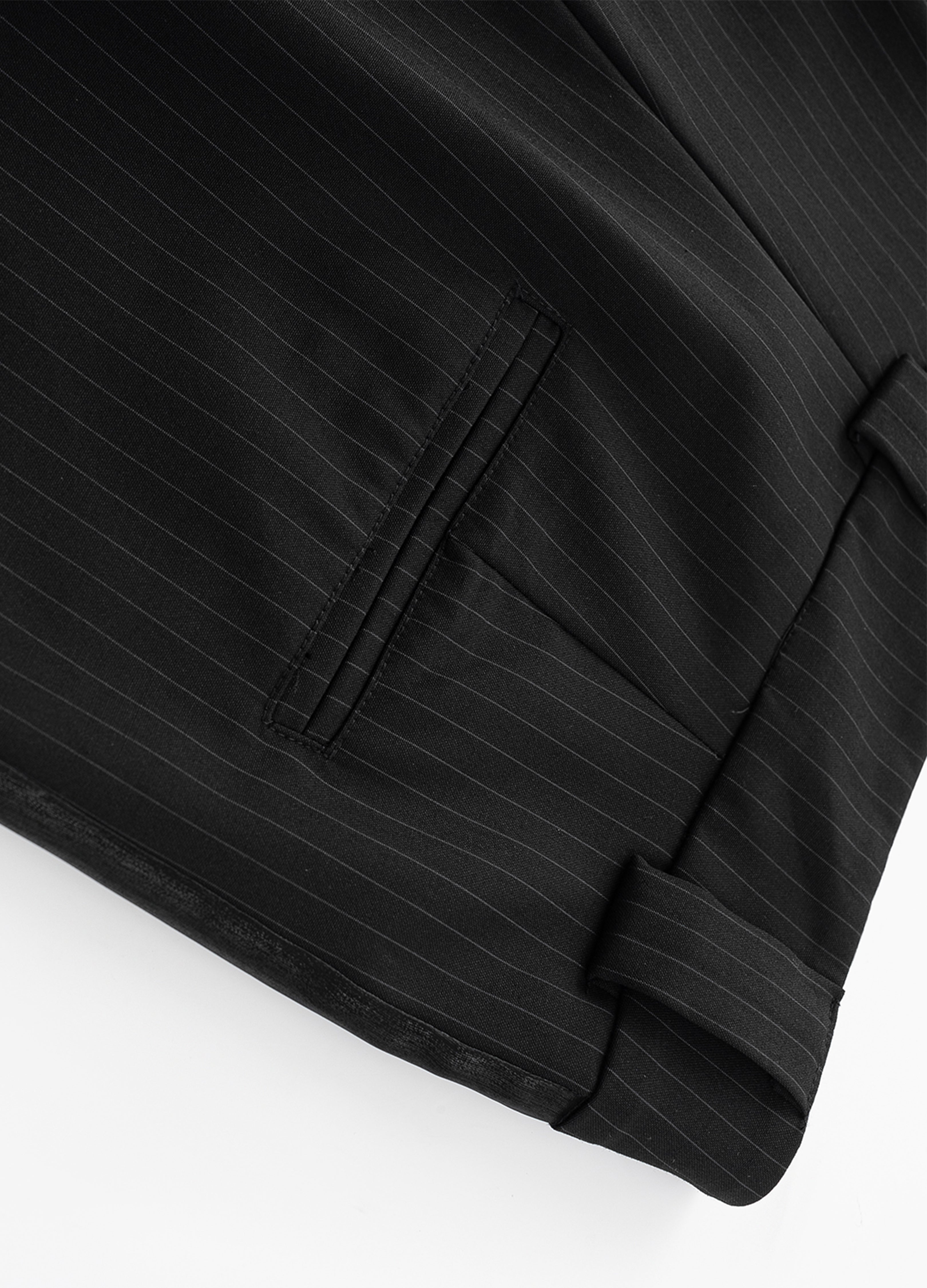 25SS STRIPED BLADE PLEATED SHORTS