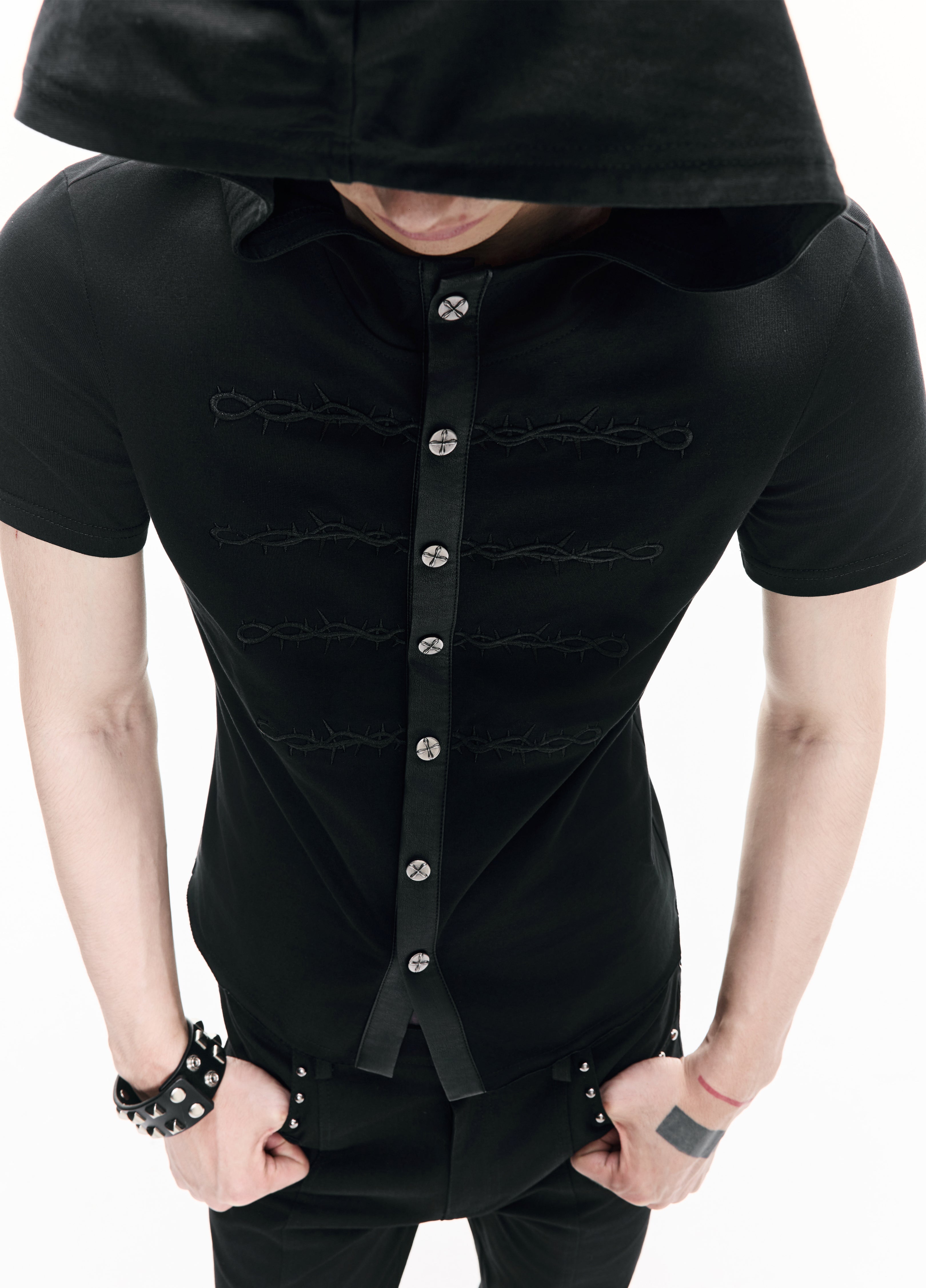 26SS REVELATION DARK FIT TEE