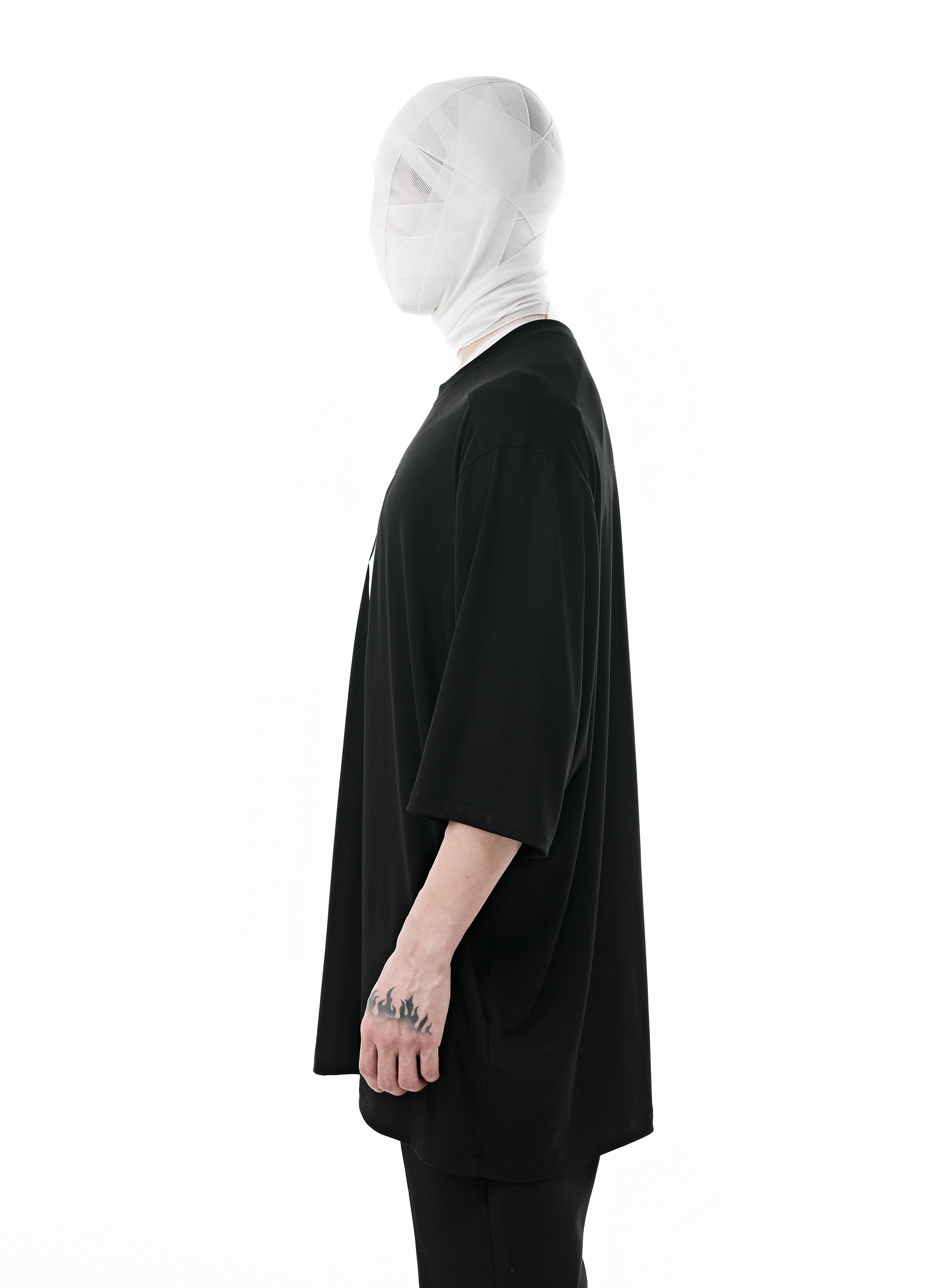 DARK EMBLEM OVERSIZED TEE