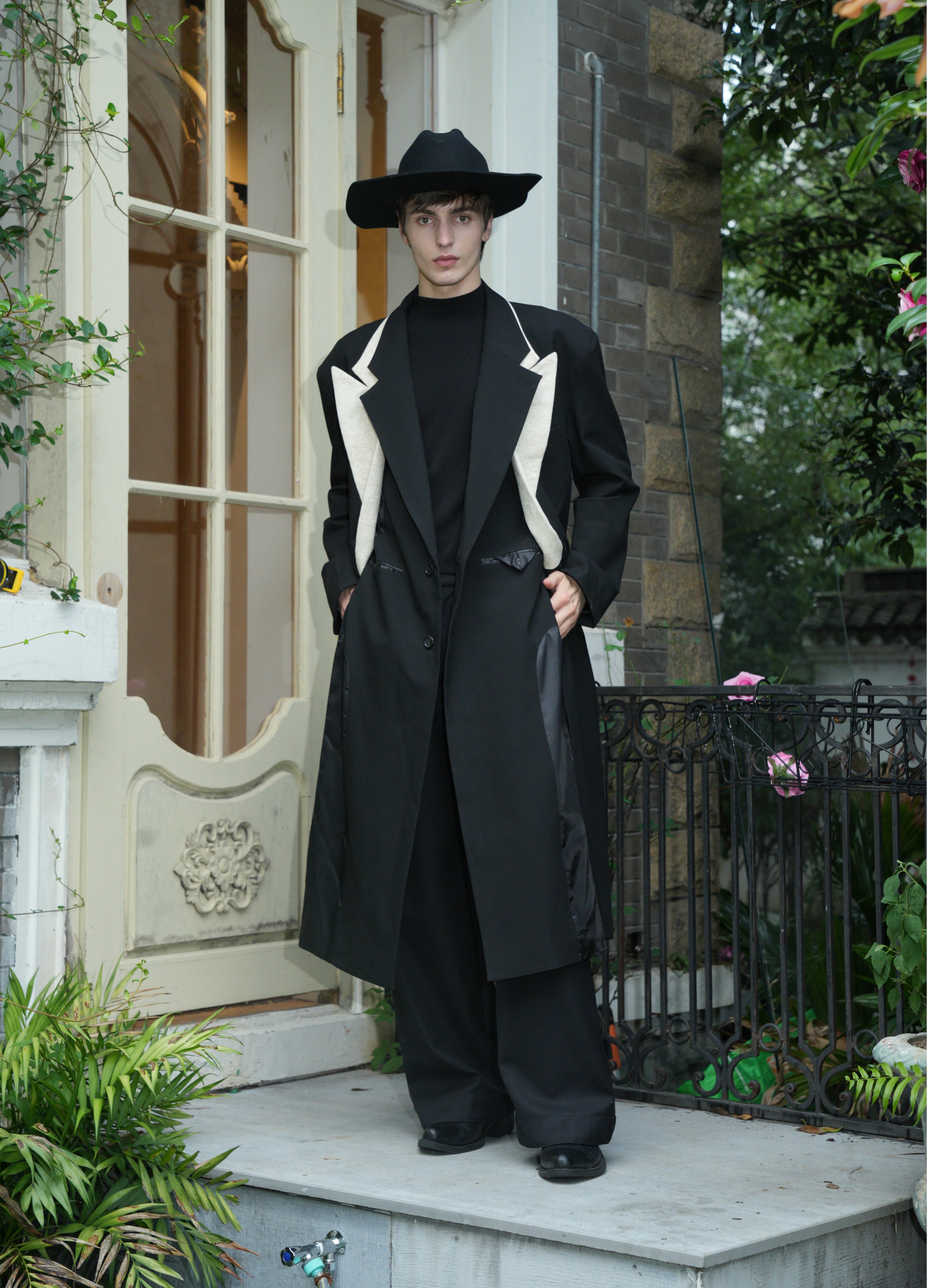 NIGHT CROWN DOUBLE-LAYER COAT