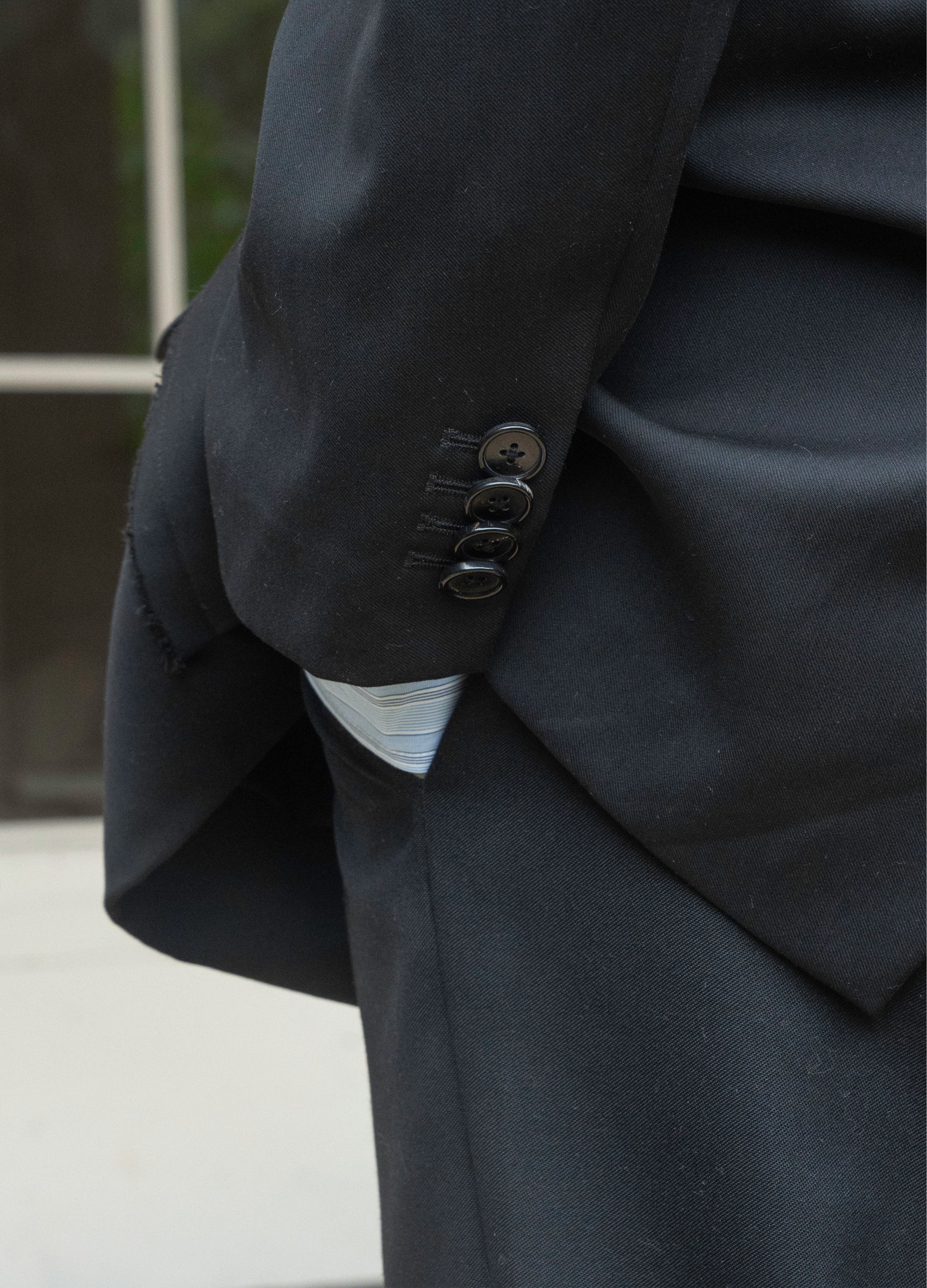 DECONSTRUCT PEAK LAPEL BLAZER