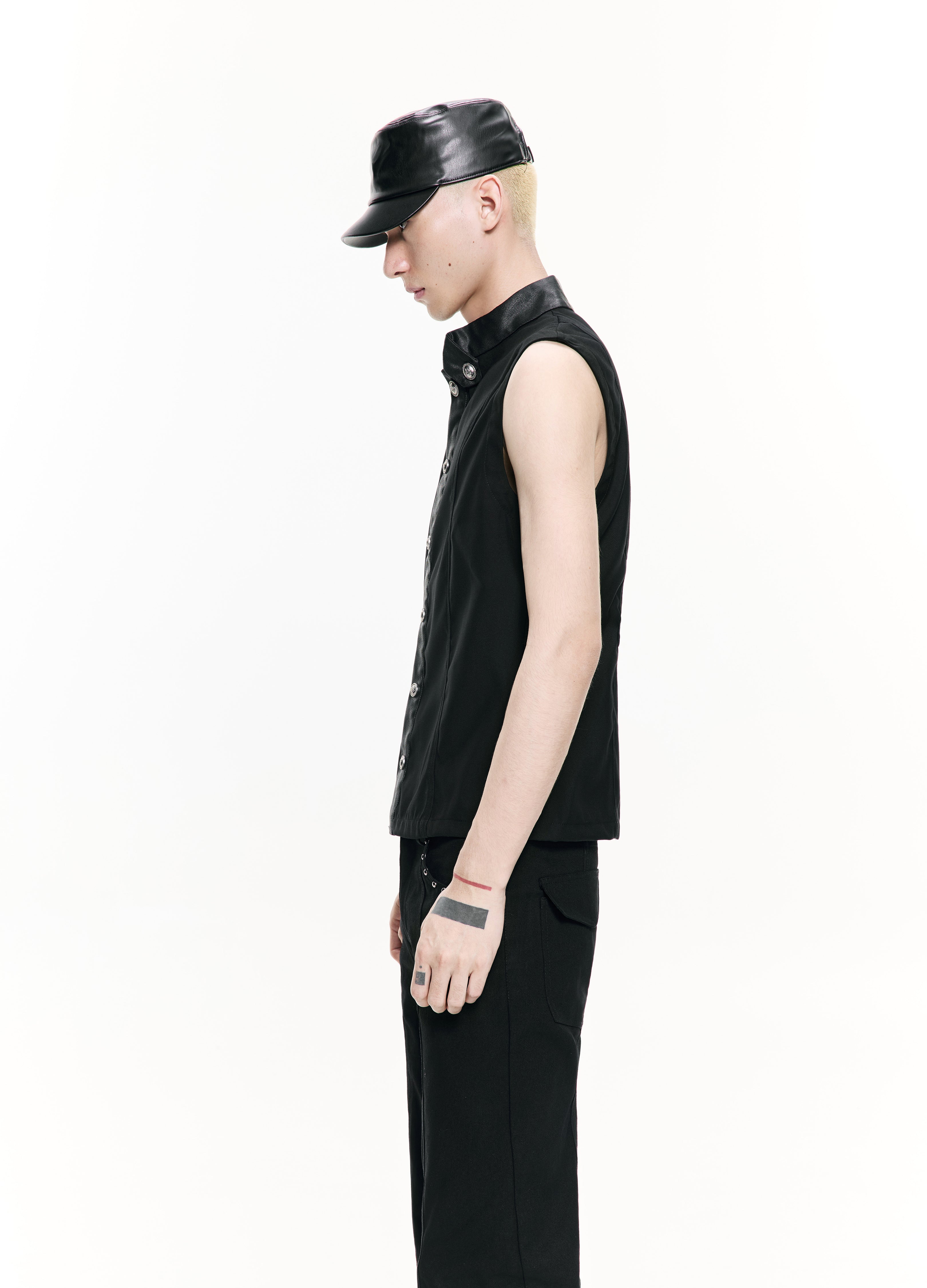 26SS REVELATION DARK FIT TEE