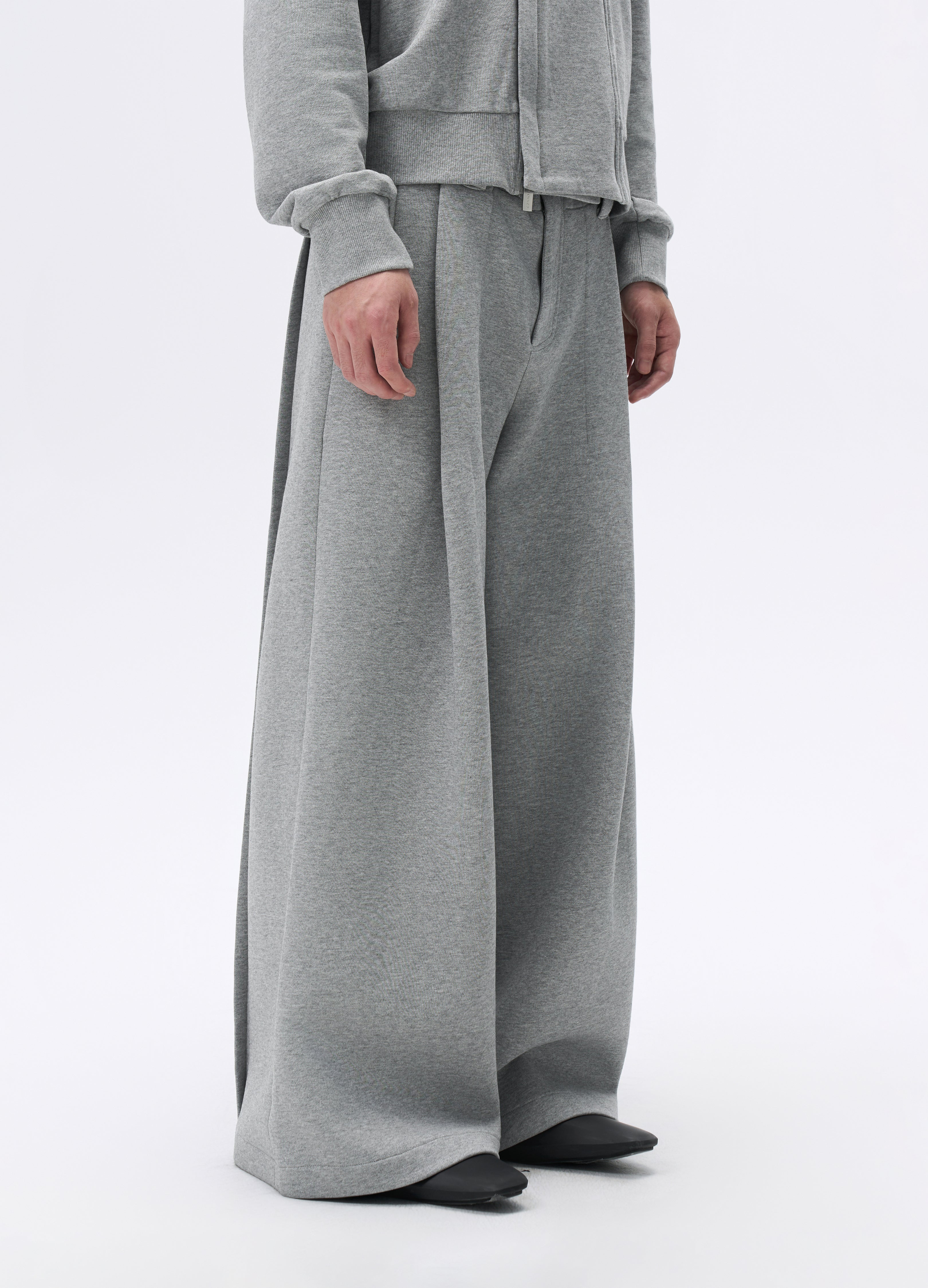 25FW GREY LOOSE PLEAT TROUSERS