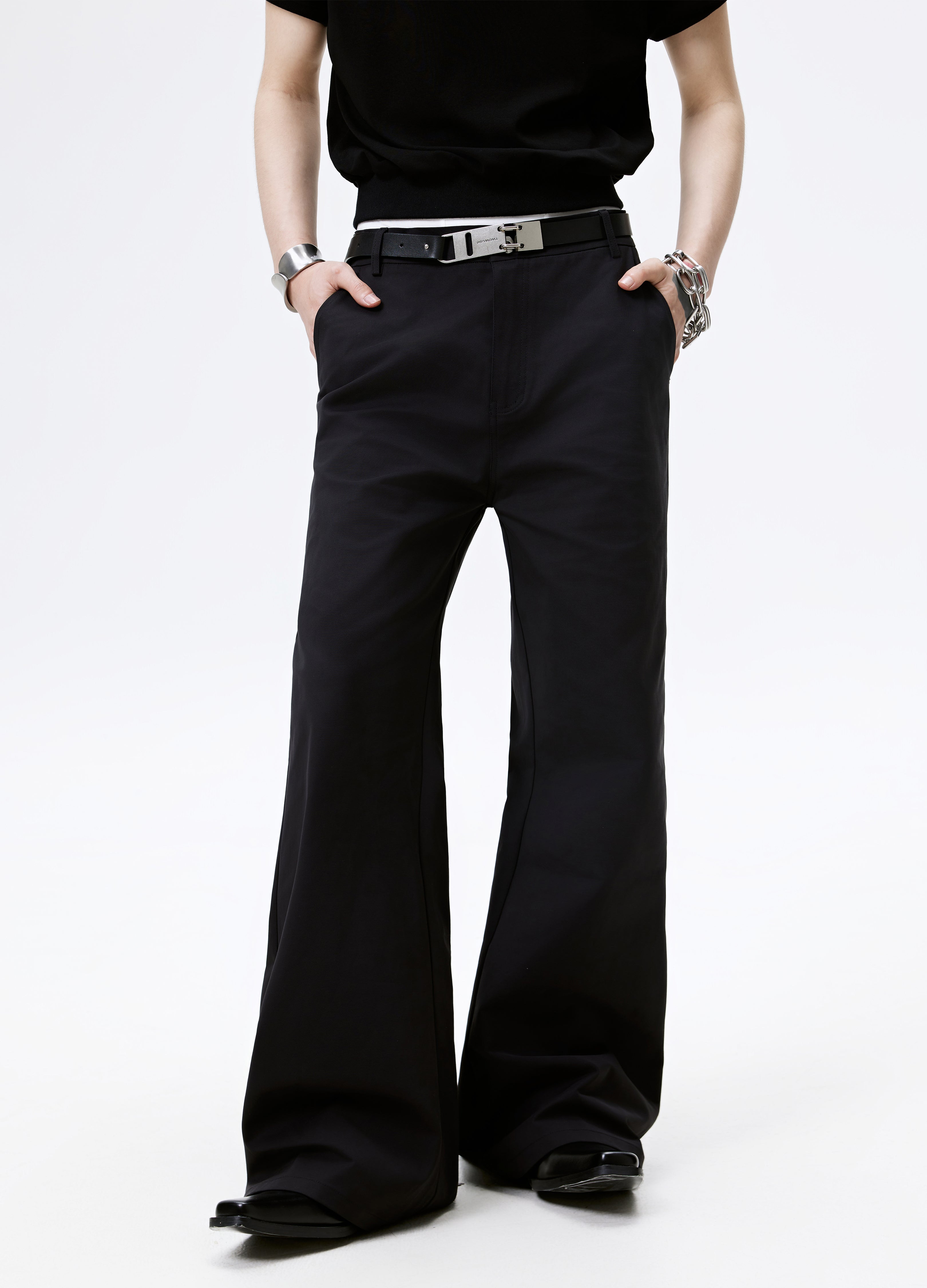 25SS BLACK BASELINE FLARE PANTS