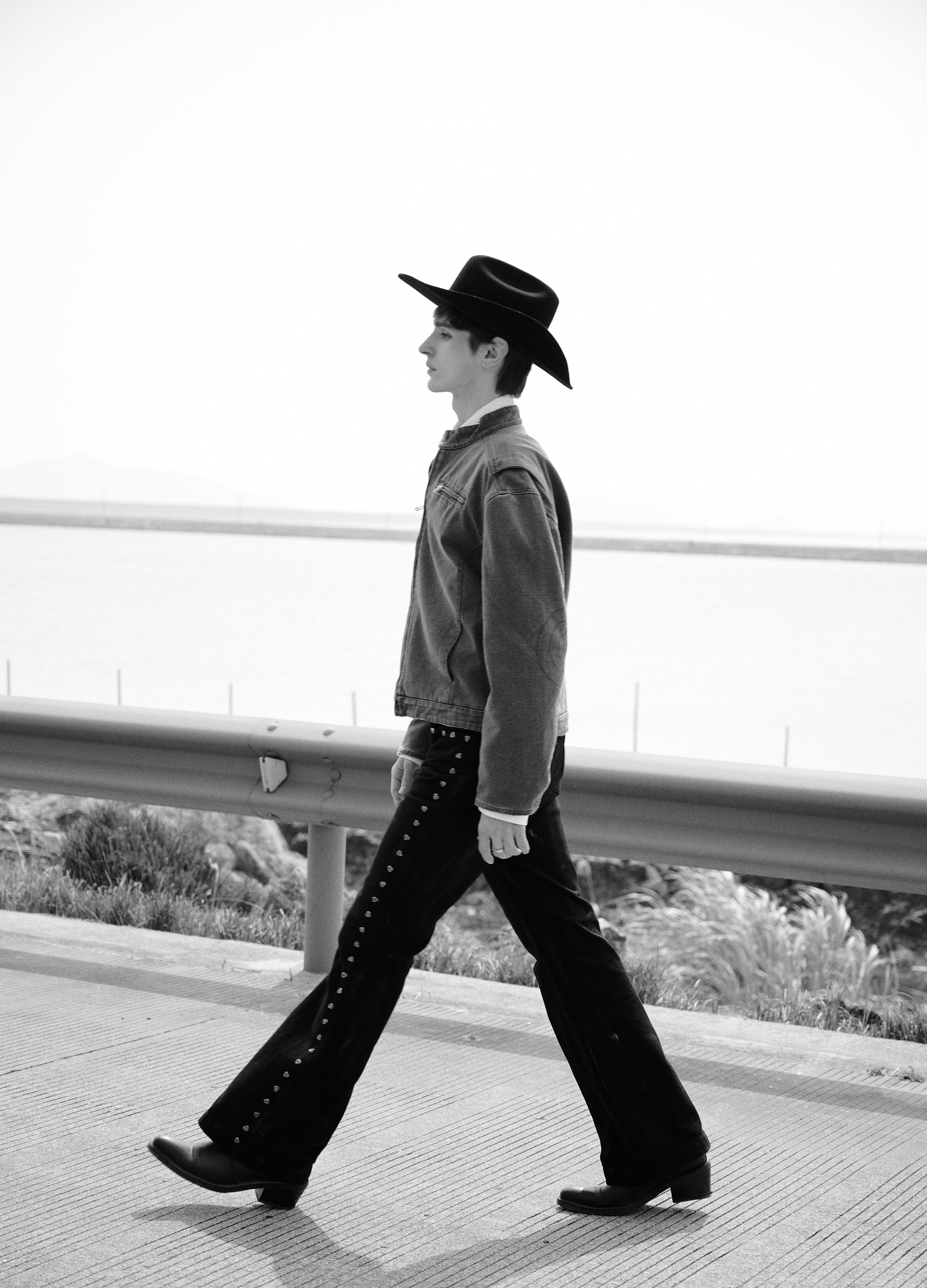 25SS BAROQUE ROSETTE DENIM