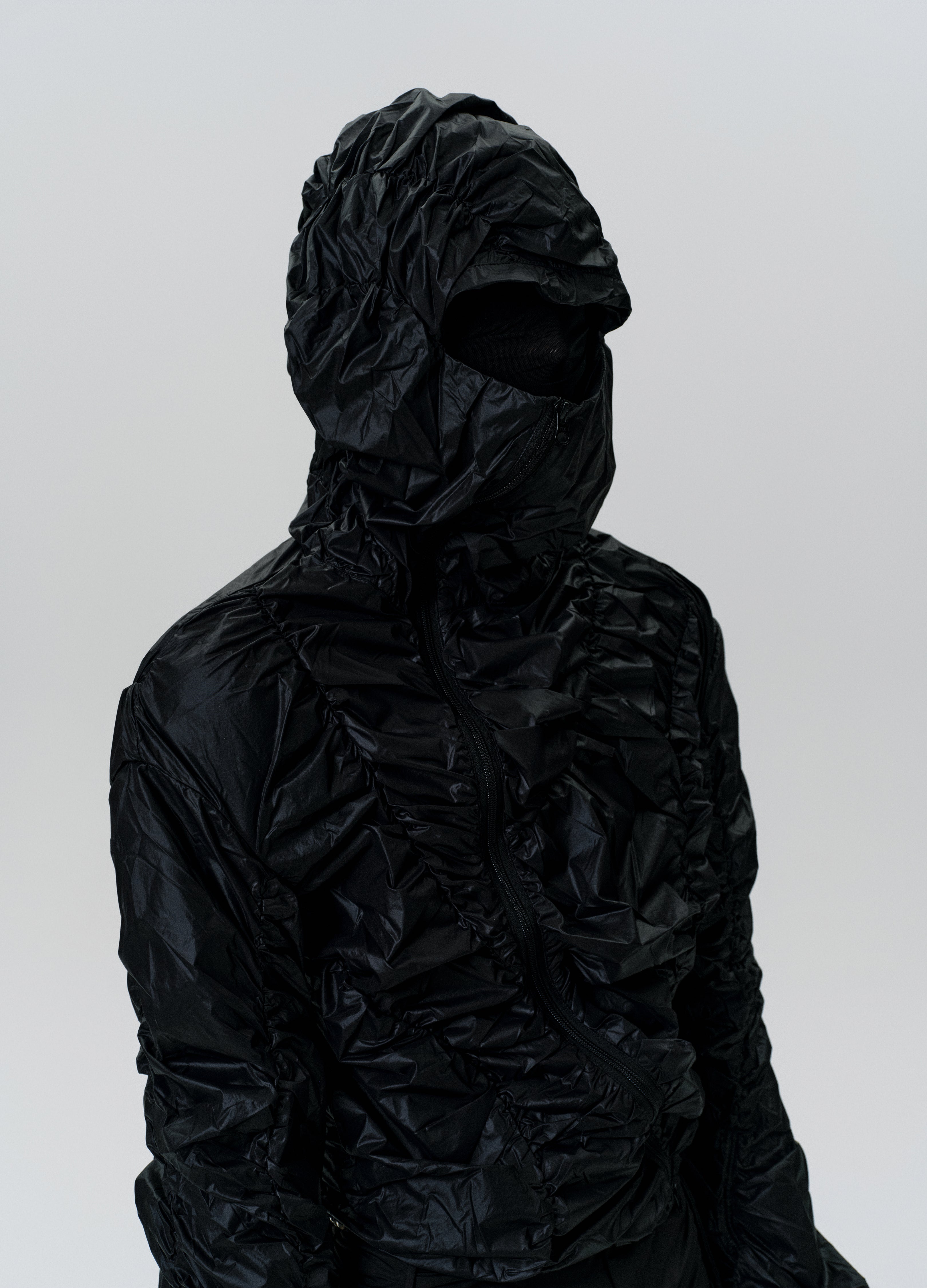25SS RUIN WRINKLE DARK HOODED SHELL