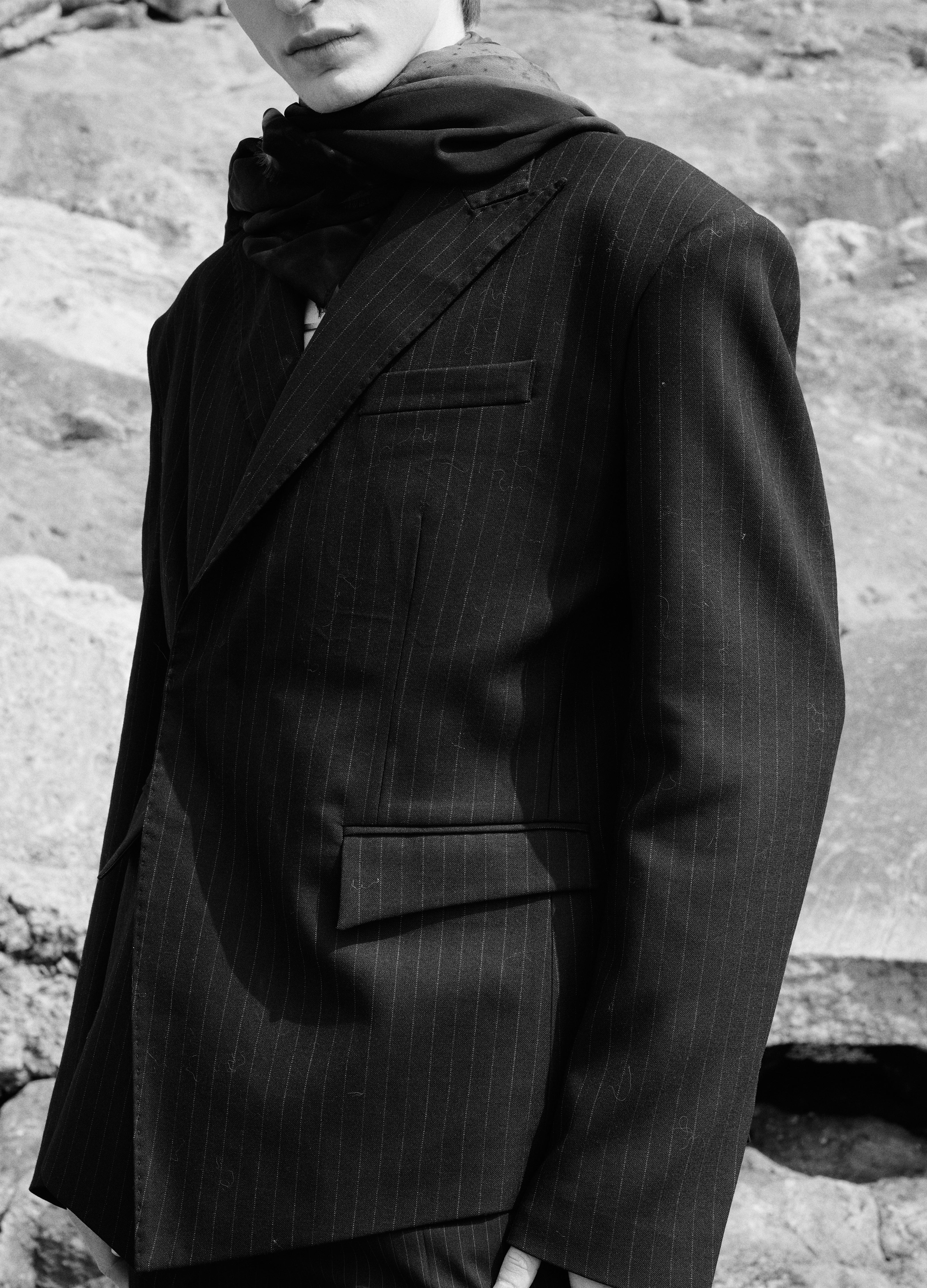 25SS BLADE STRIPE DECONSTRUCTED SUIT