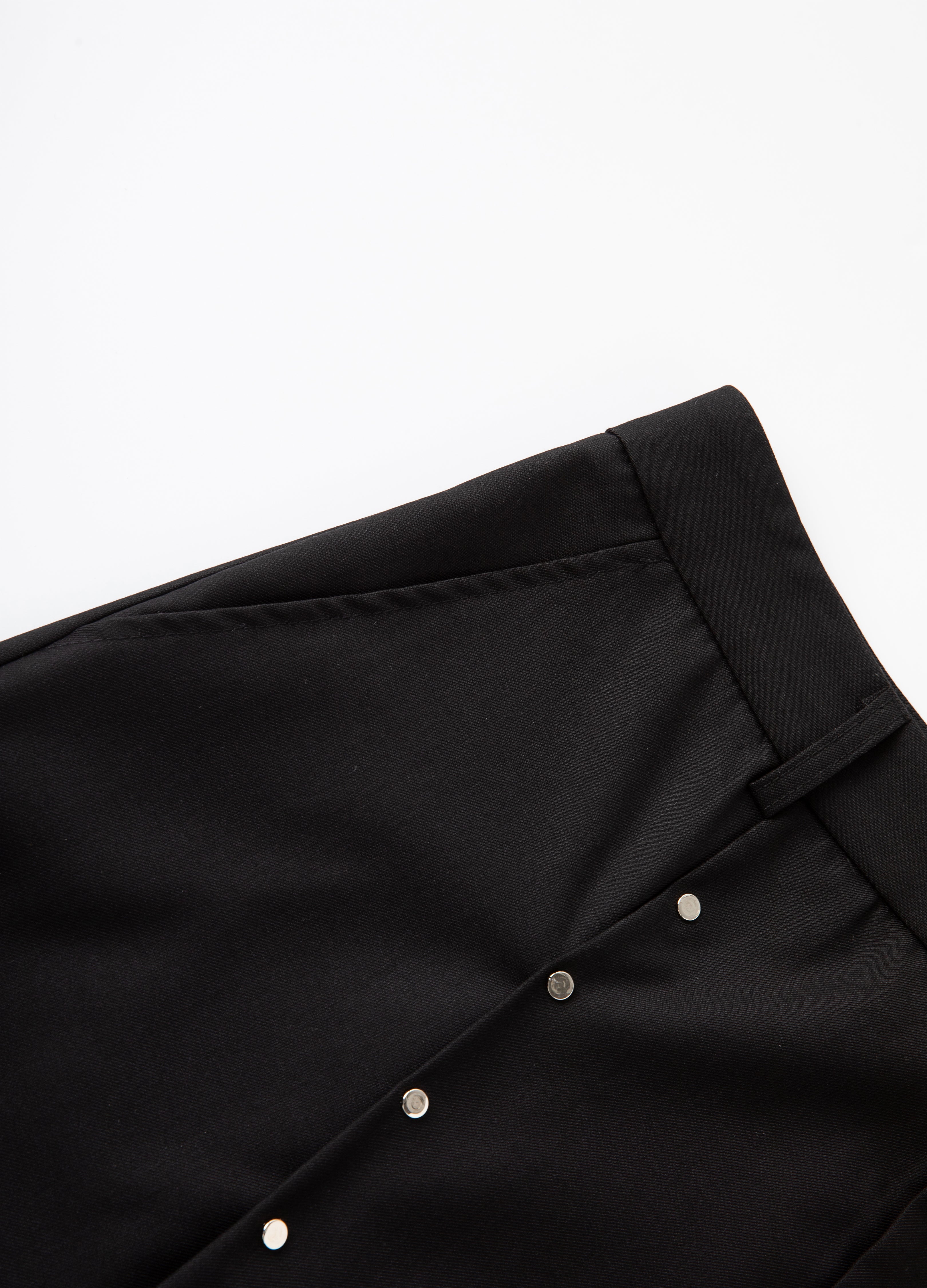 25SS STUDDED PLEAT WIDE SHORTS