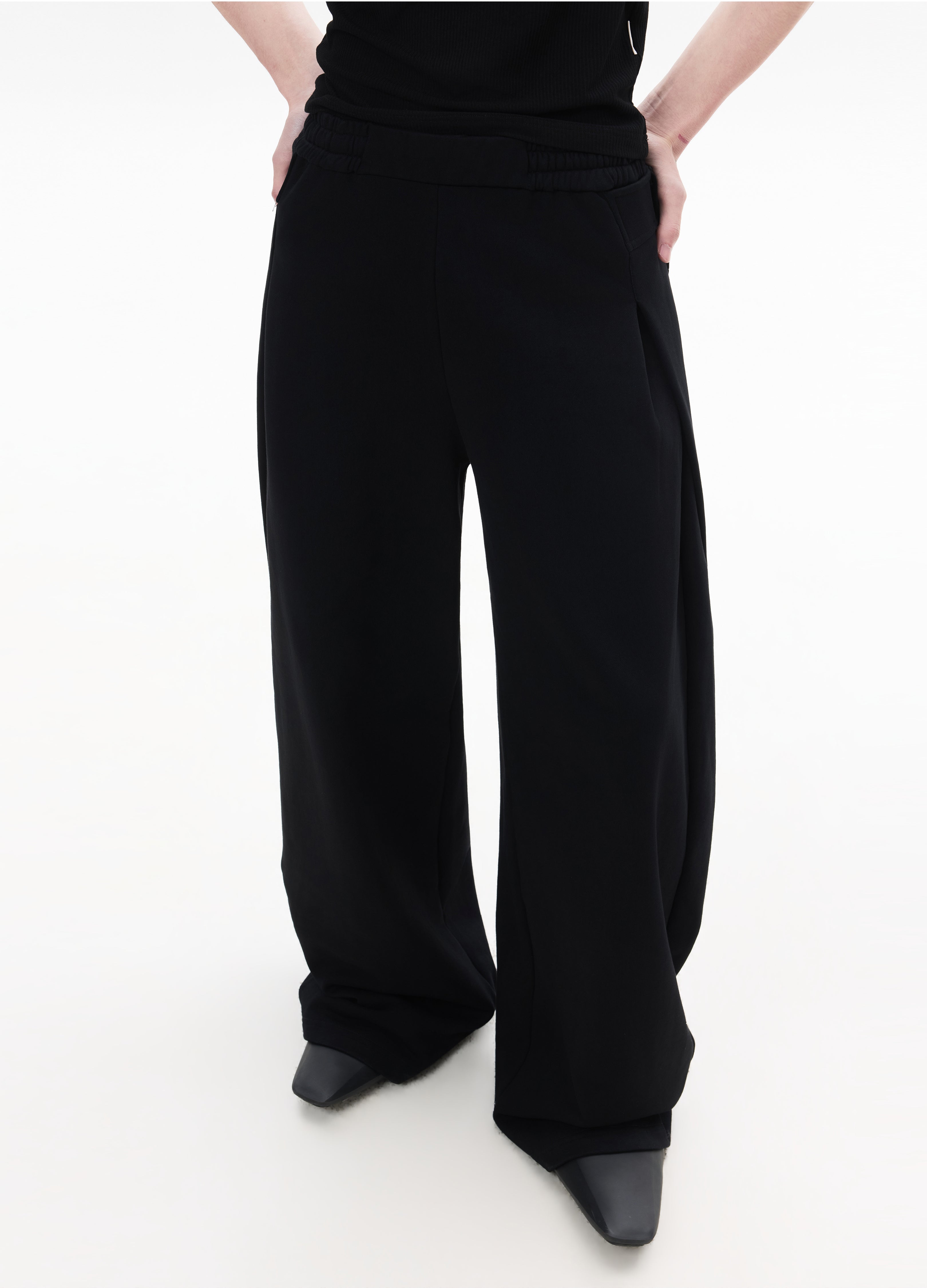 26SS DECONSTRUCT SCIMITAR SWEATPANTS