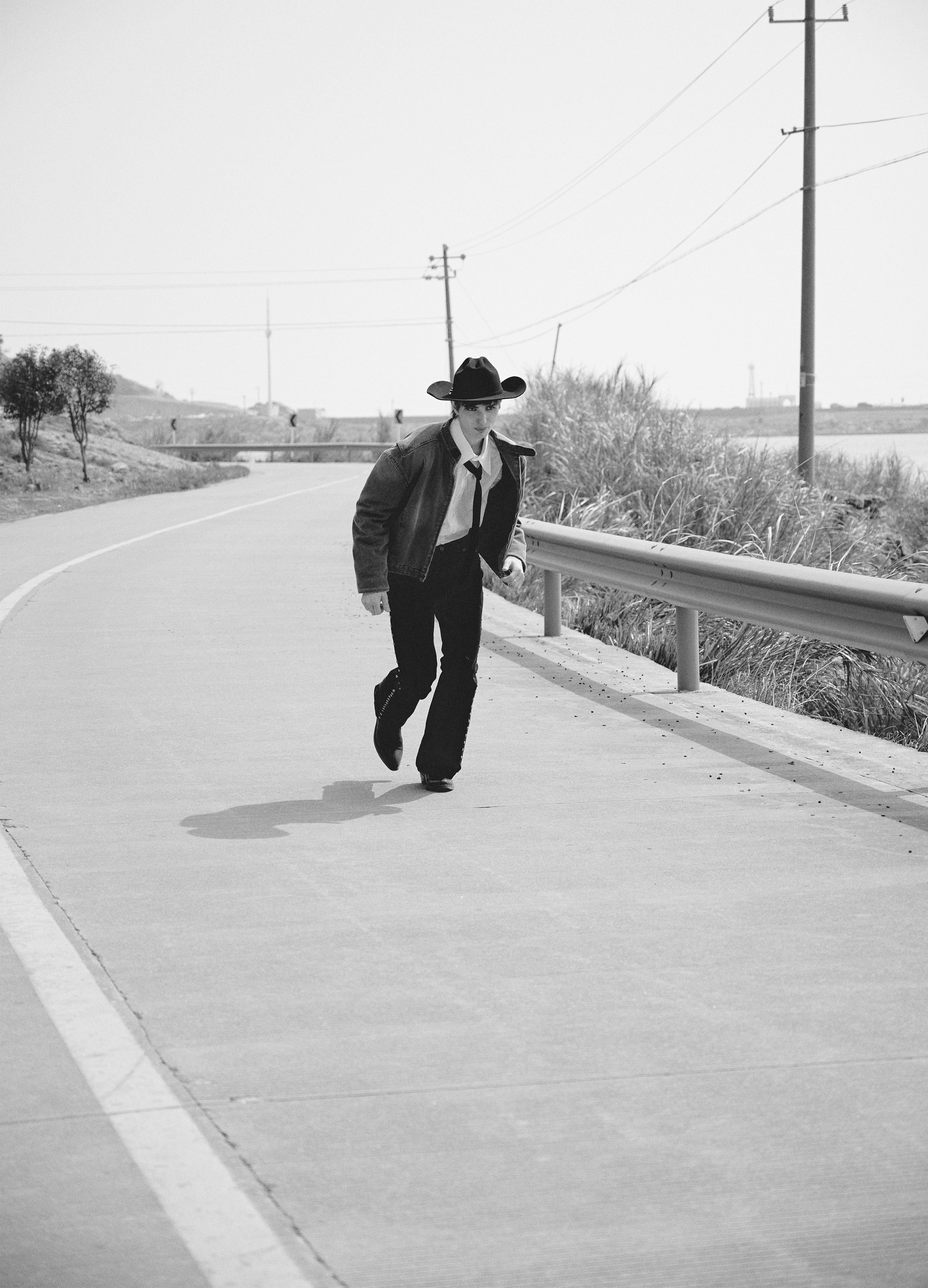 25SS BAROQUE ROSETTE DENIM