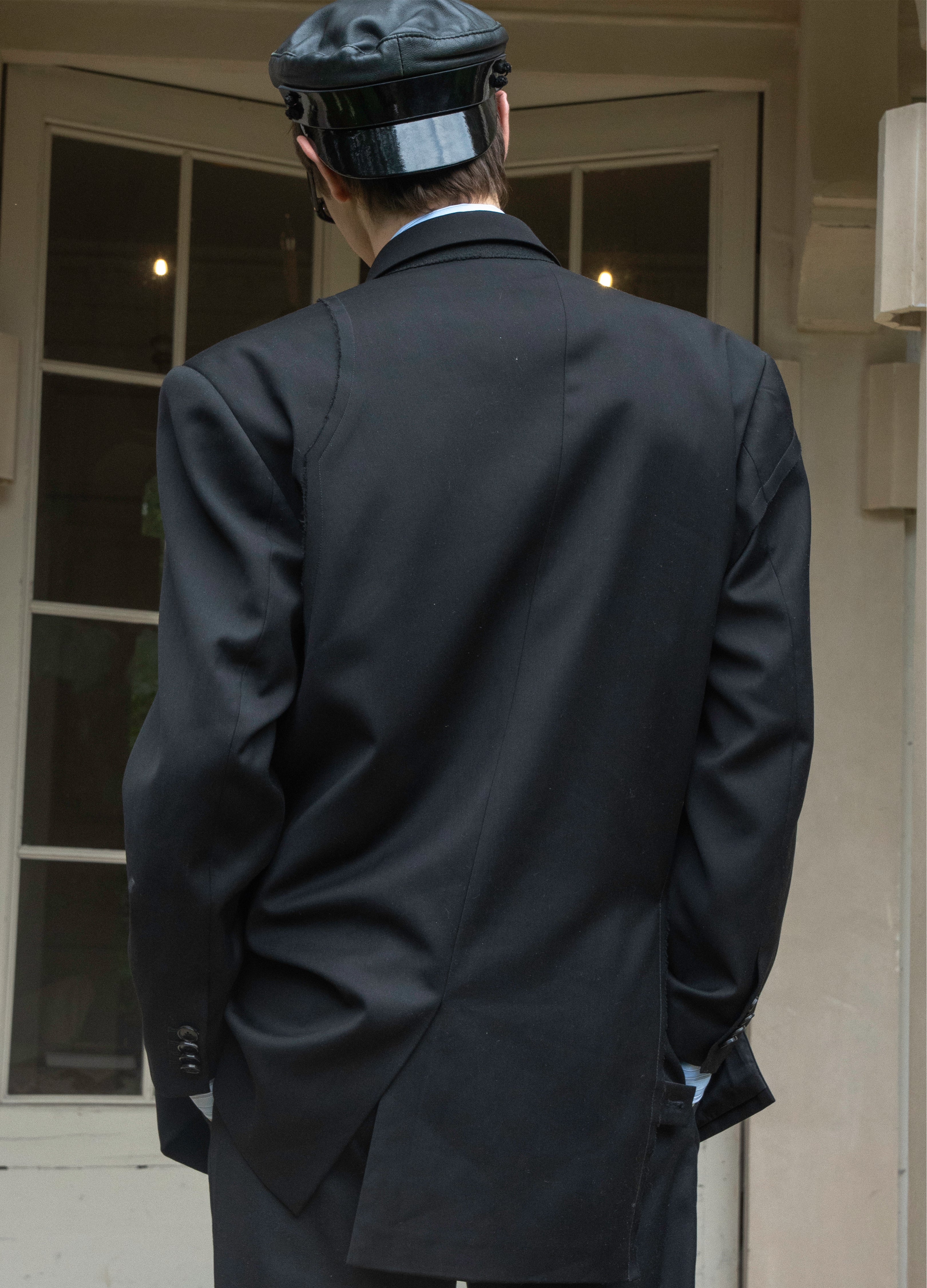 DECONSTRUCT PEAK LAPEL BLAZER