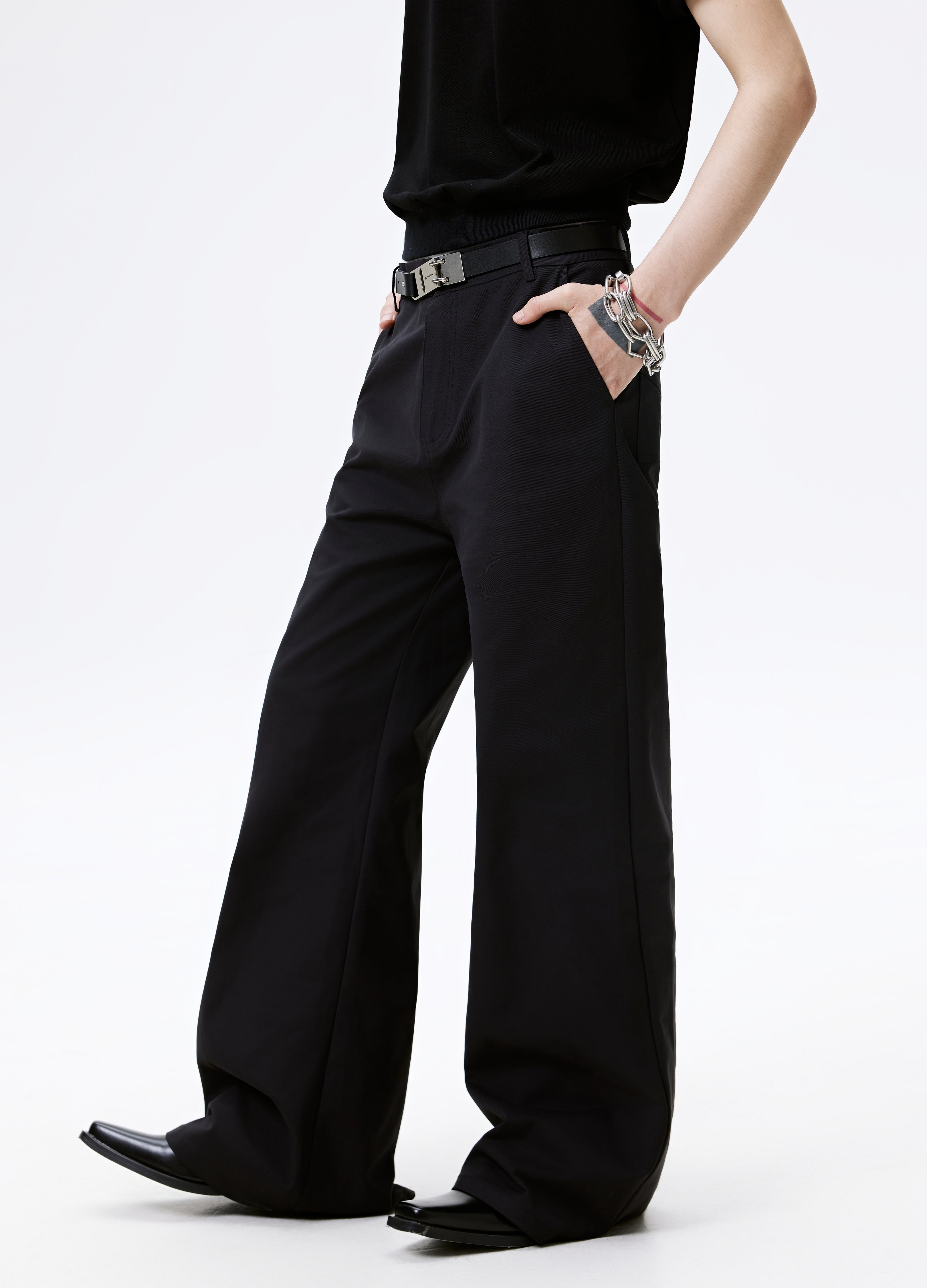 25SS BLACK BASELINE FLARE PANTS