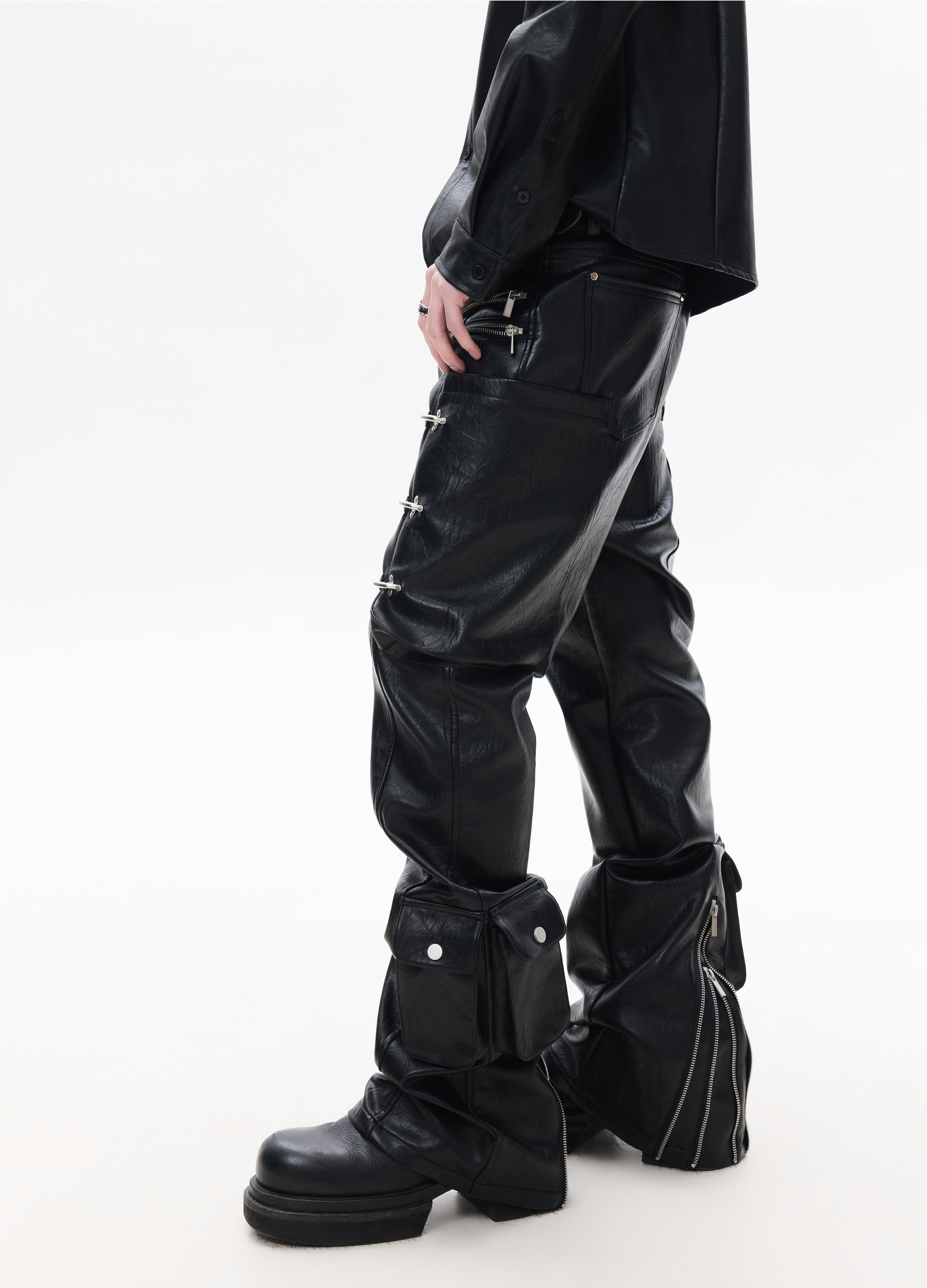26SS BULLET FLARE LEATHER PANTS