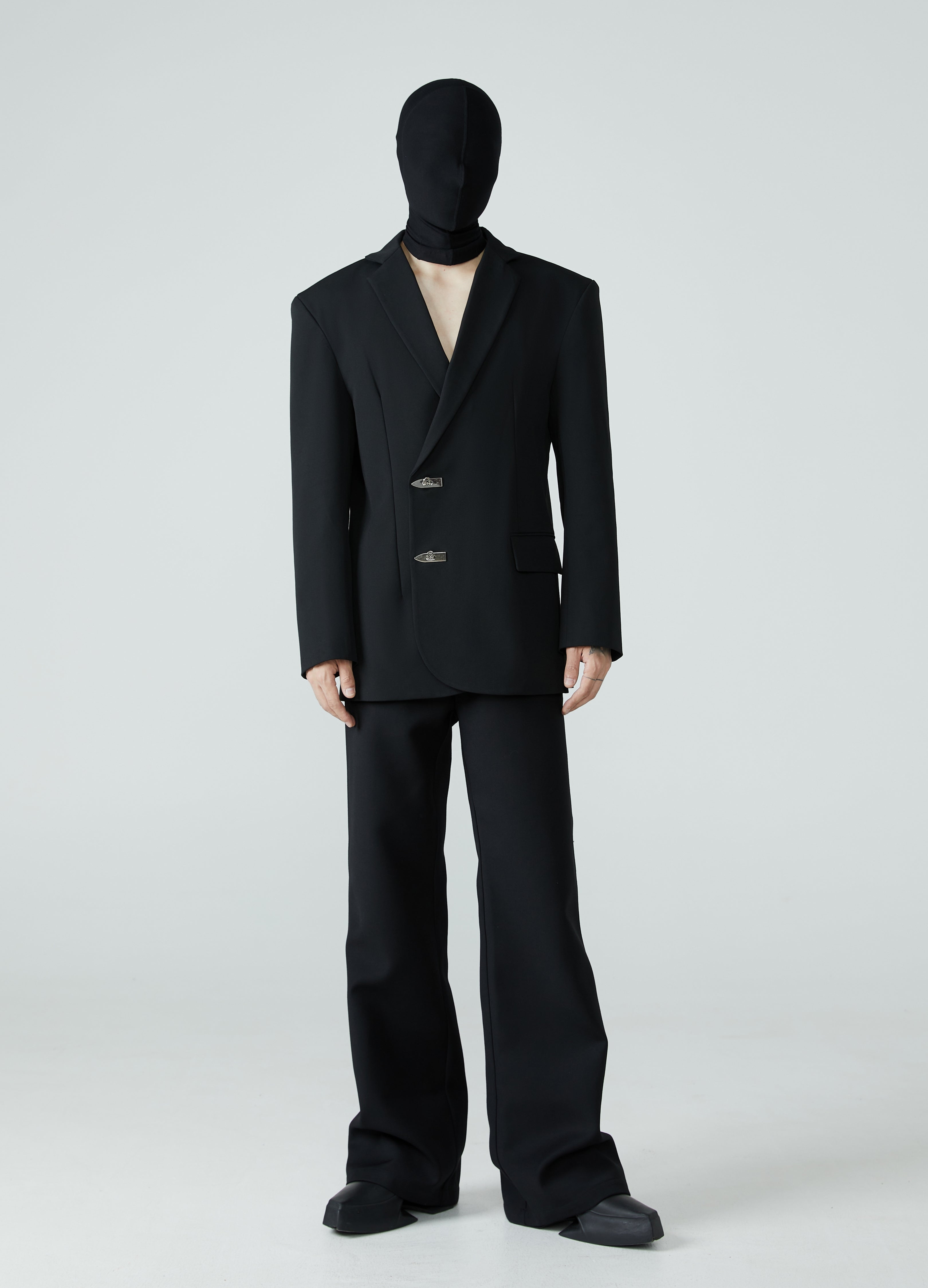 23FW Structured Shoulder Slim-Fit Suit Jacket