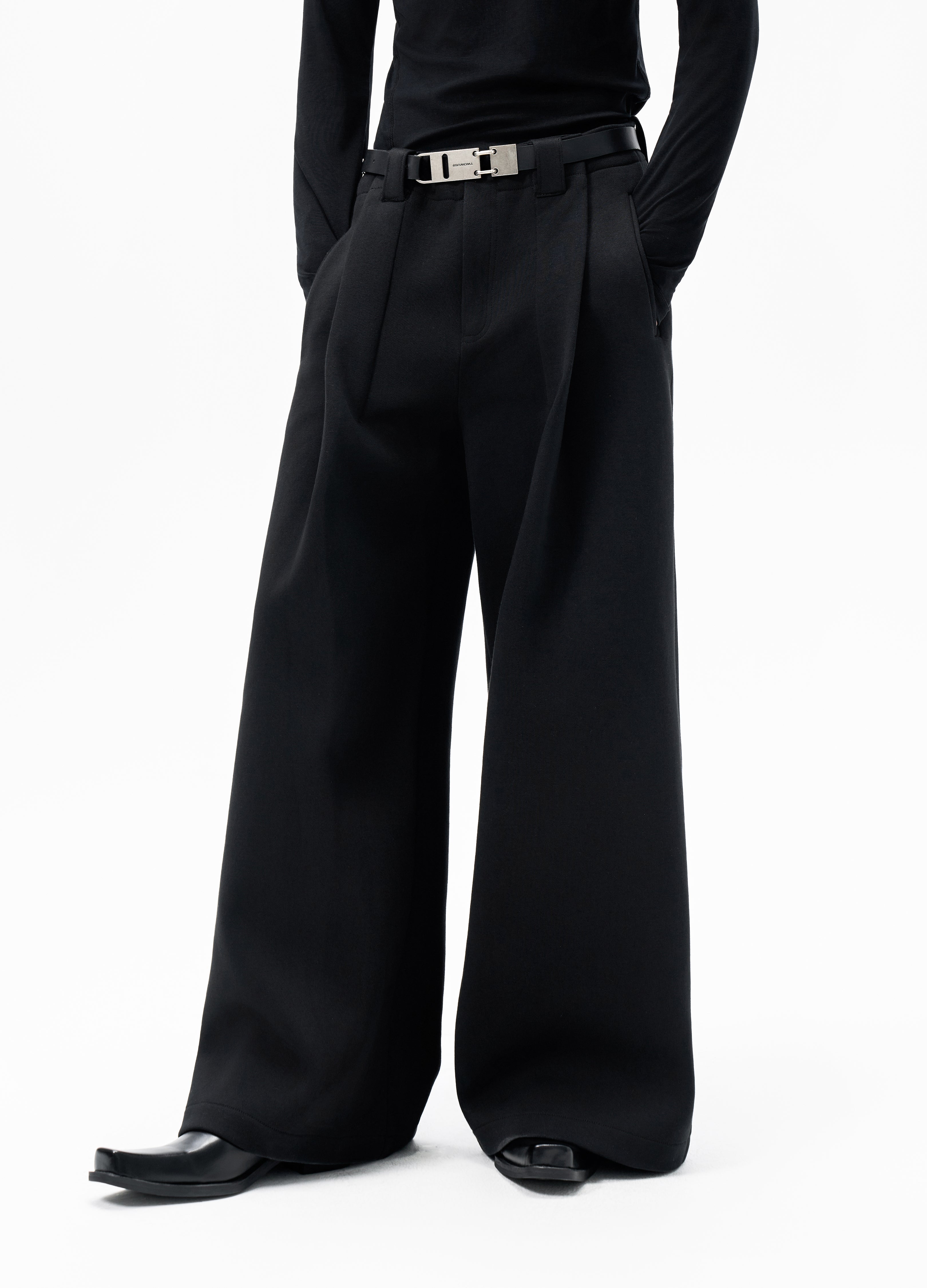 25FW BLACK PLEATED WIDE TROUSERS