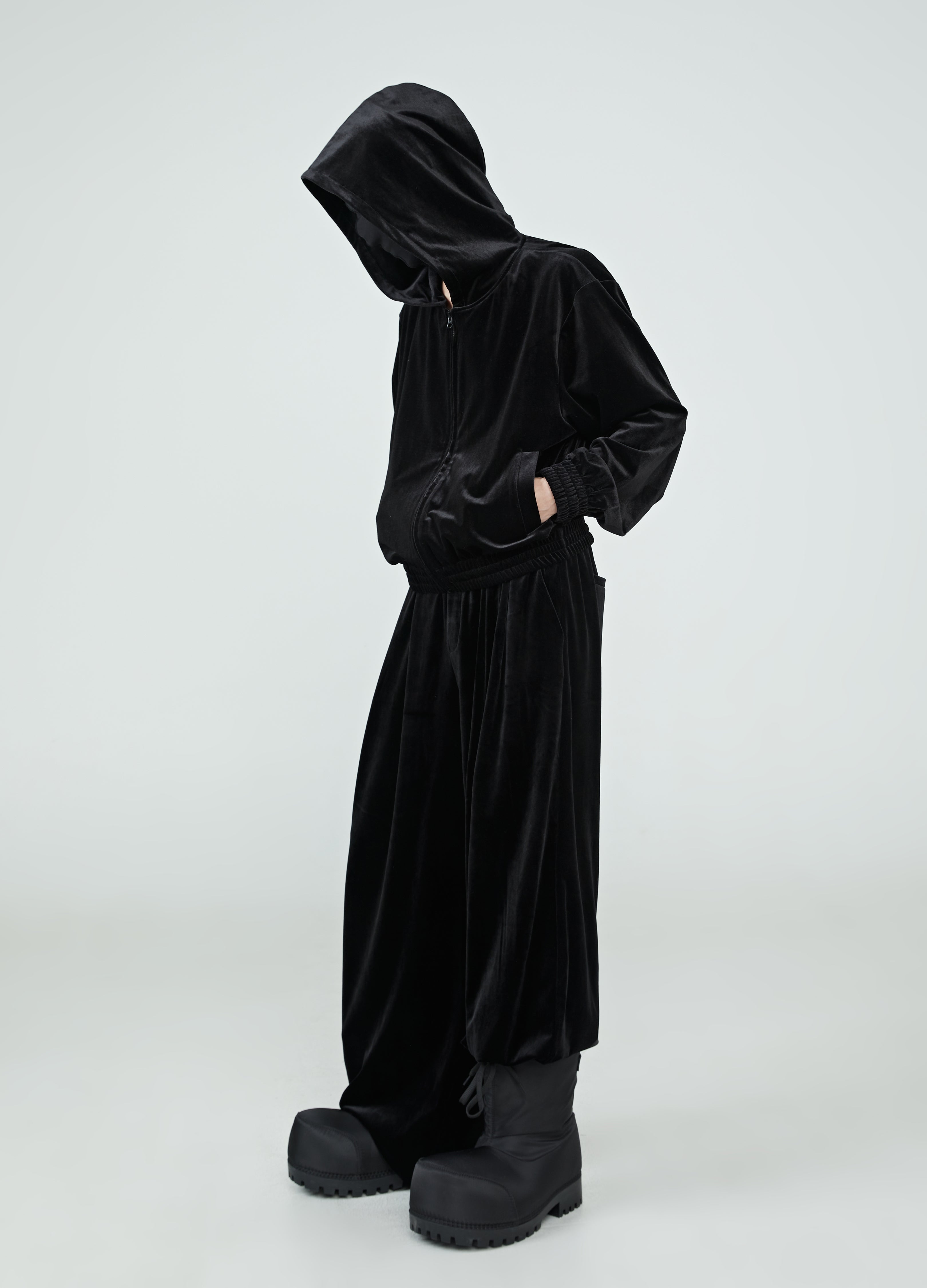 24SS Voyager Velvet Zip-Up