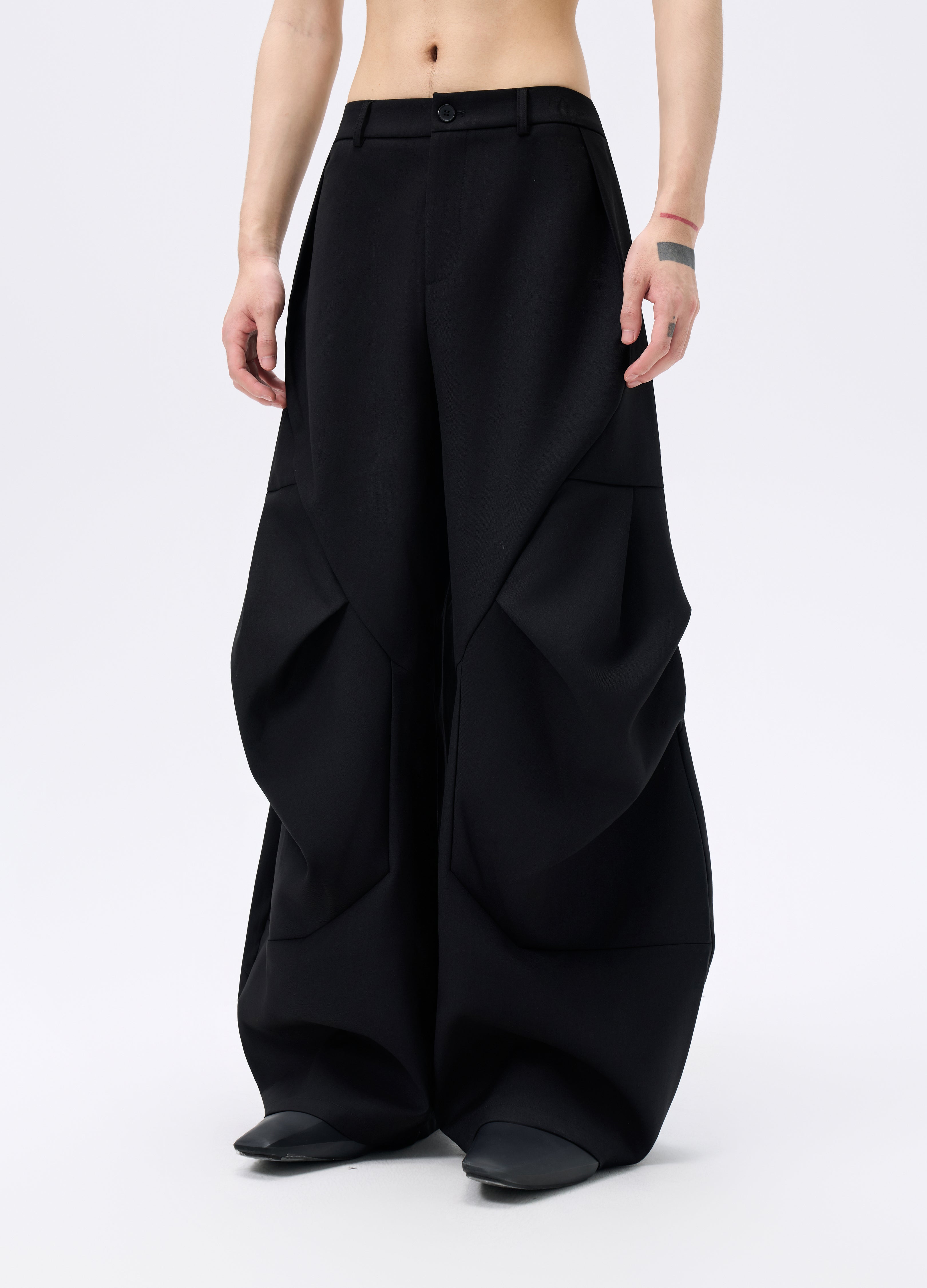 25FW PLEATED SABER CUT TROUSERS