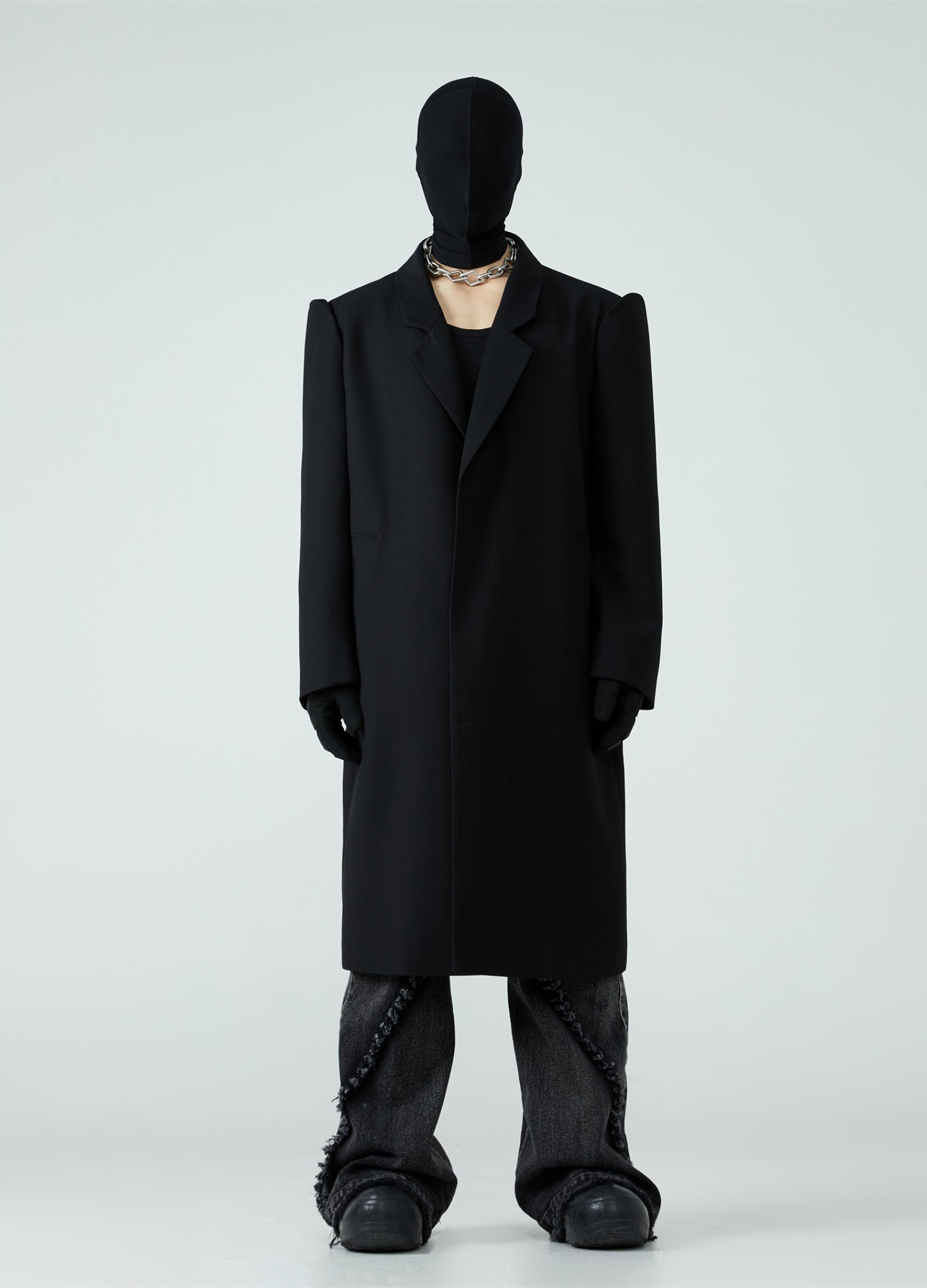 23FW Pad Shoulder Windbreaker Coat