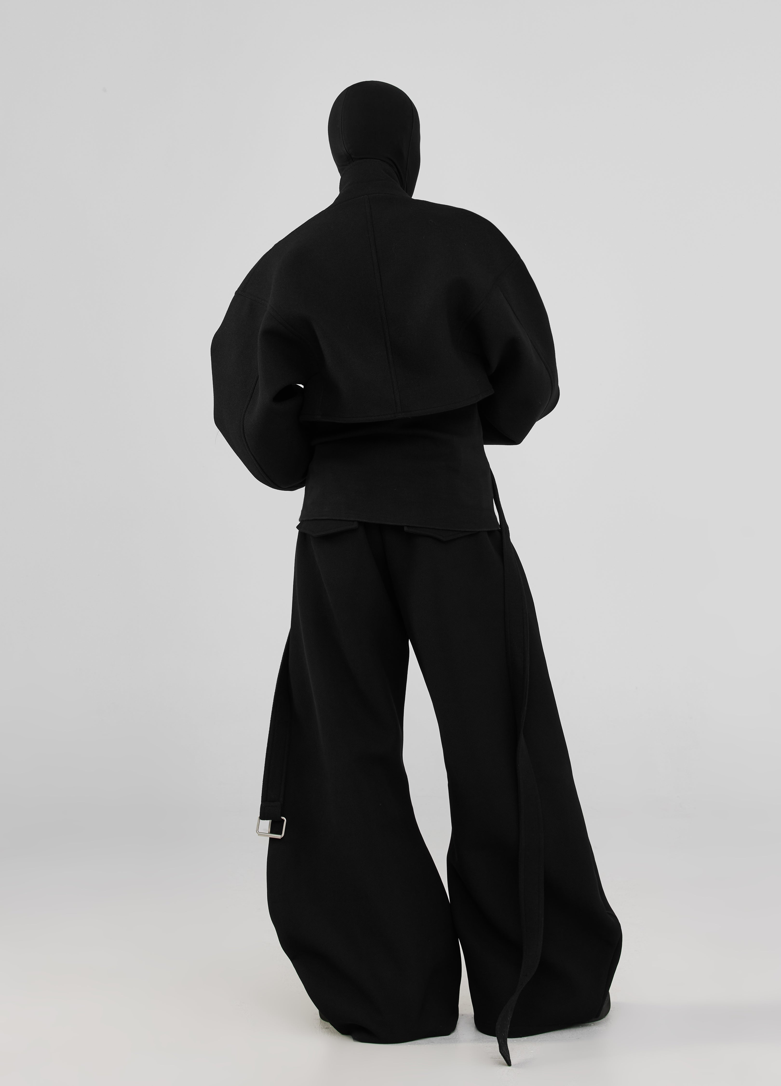 24FW Rogue Wrap-Around Cropped Jacket