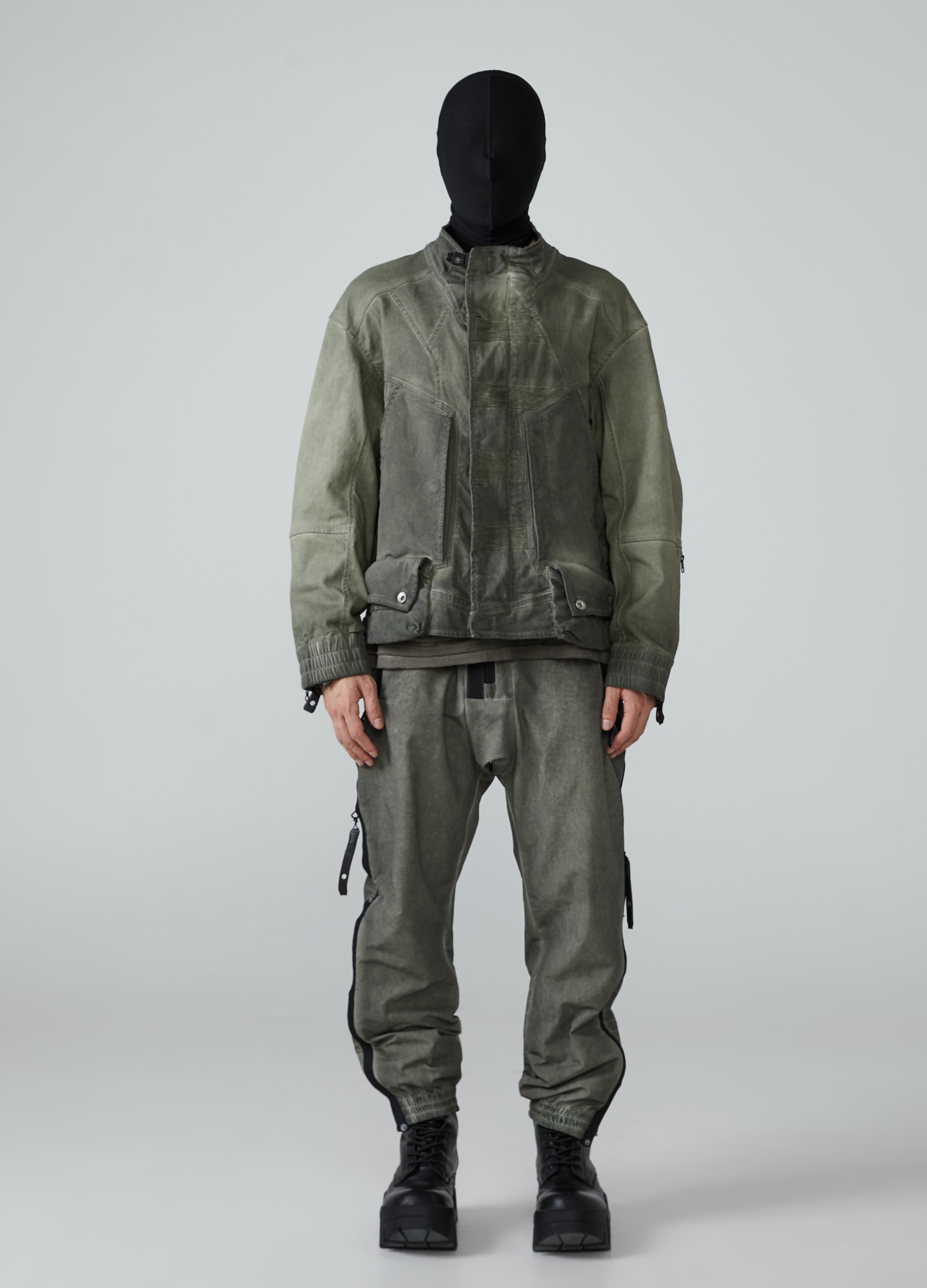 Wasteland Tapered Distressed Bottoms