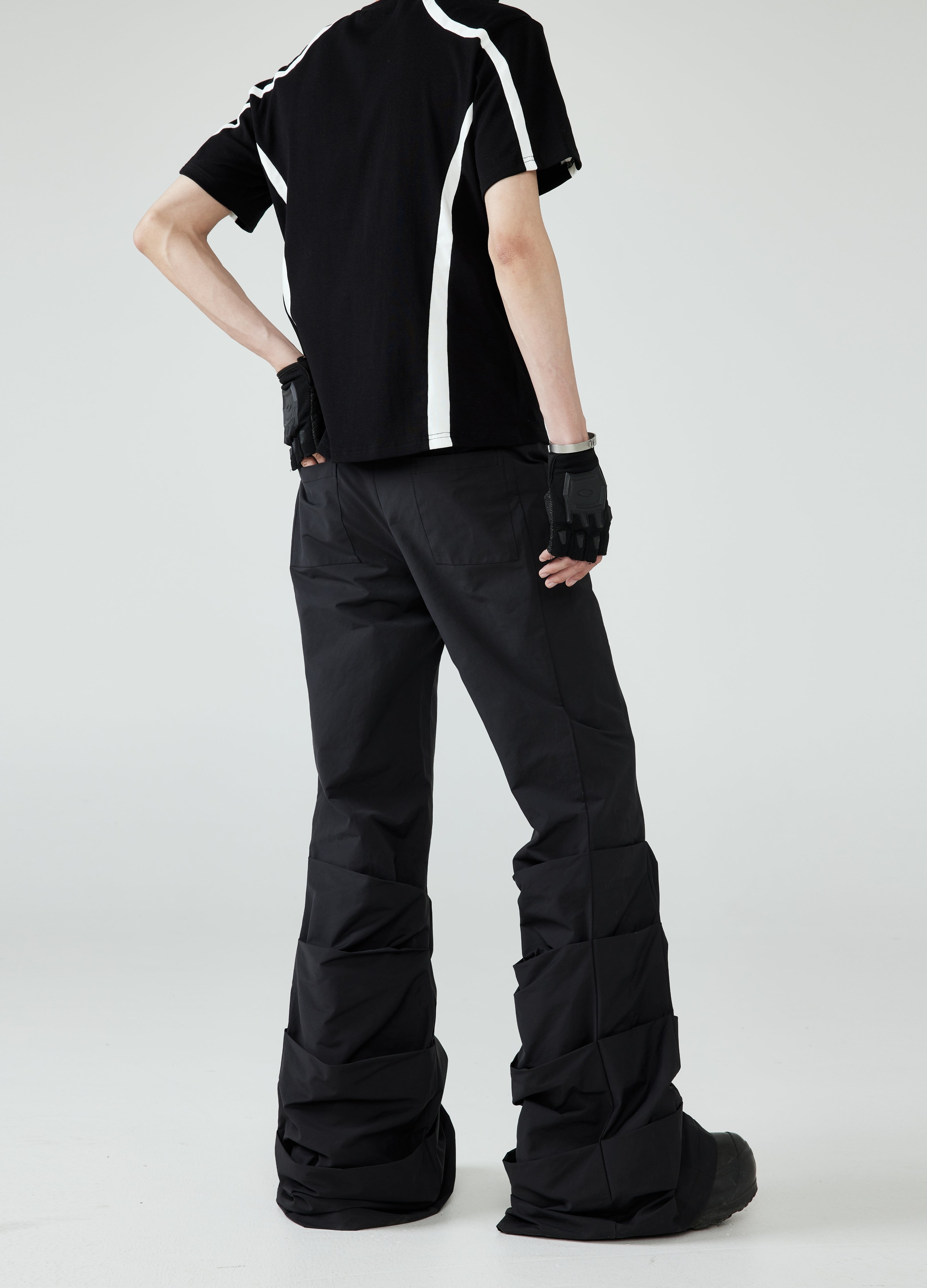 24SS Scimitar Pleat Pants