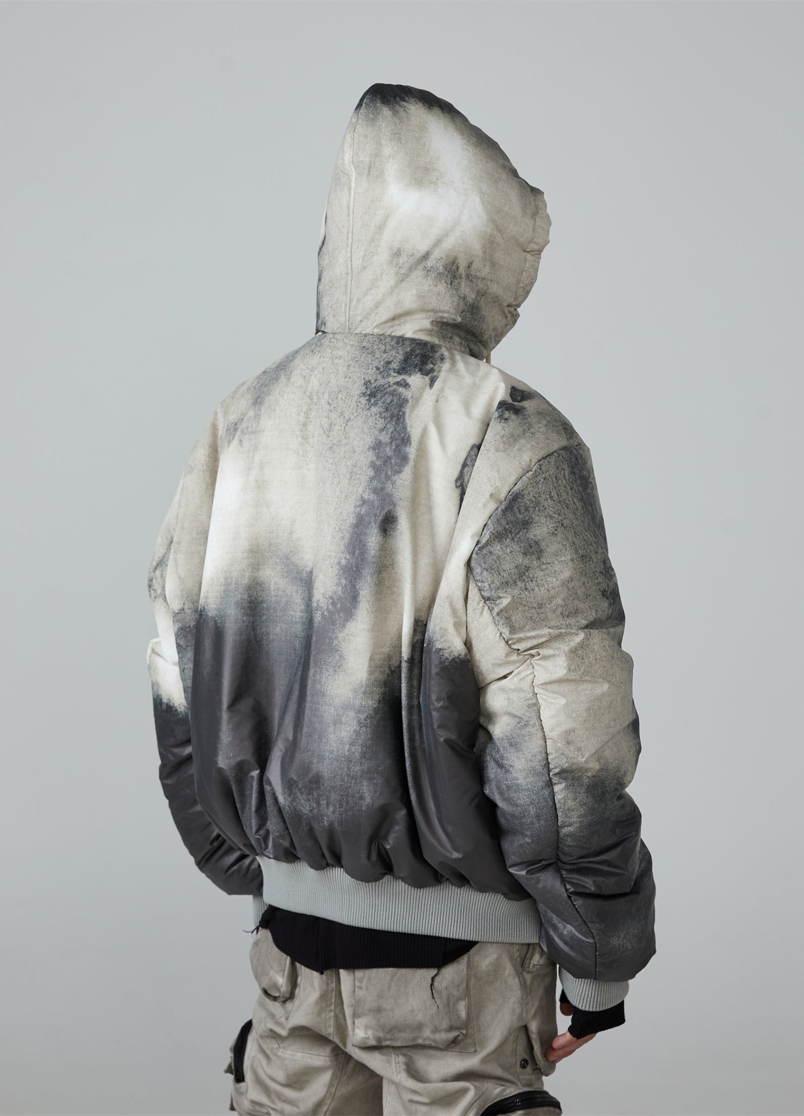 23FW Tie-Dye Silhouette Bread Jacket