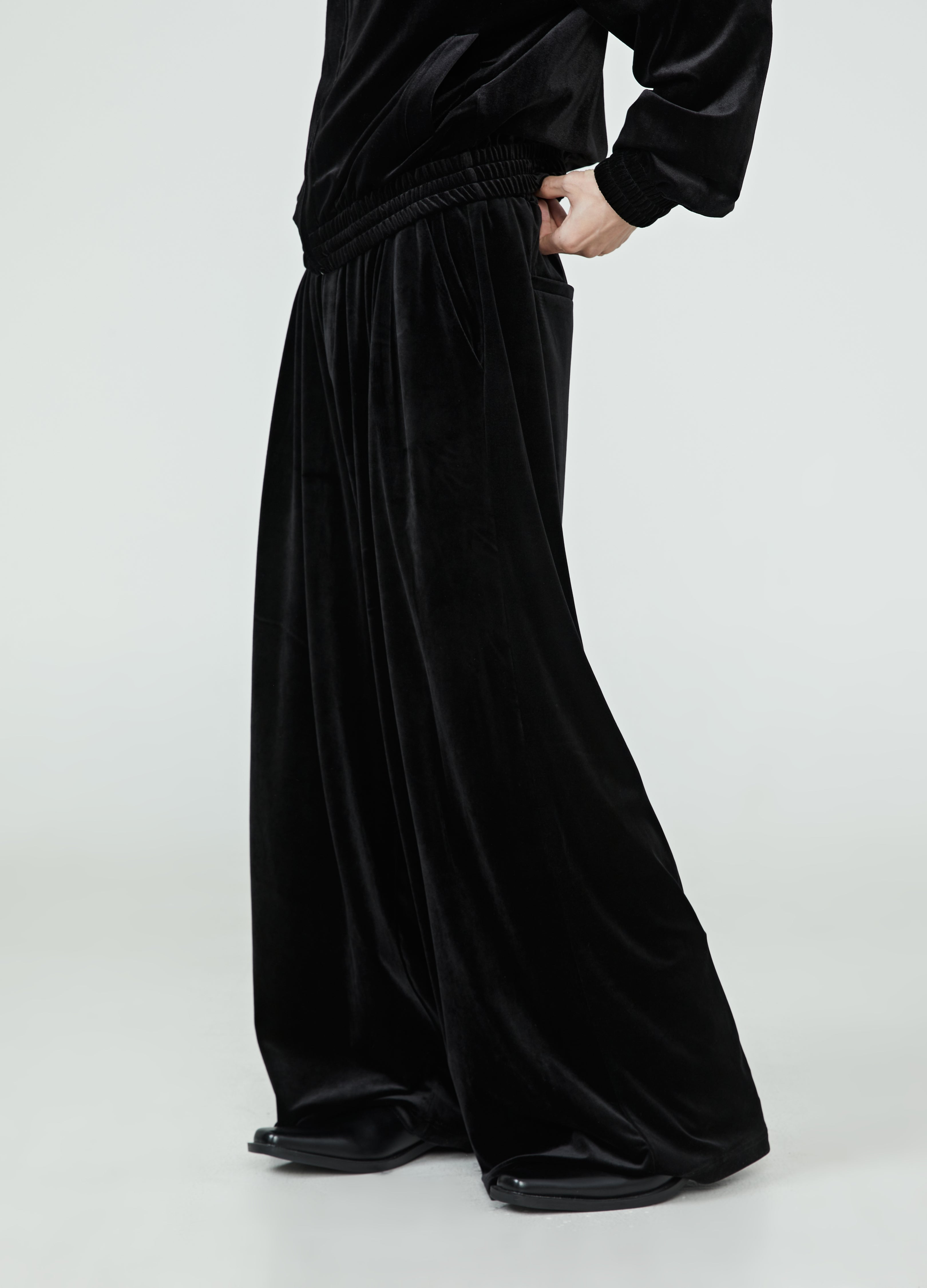 24SS Voyager Velvet Bottoms