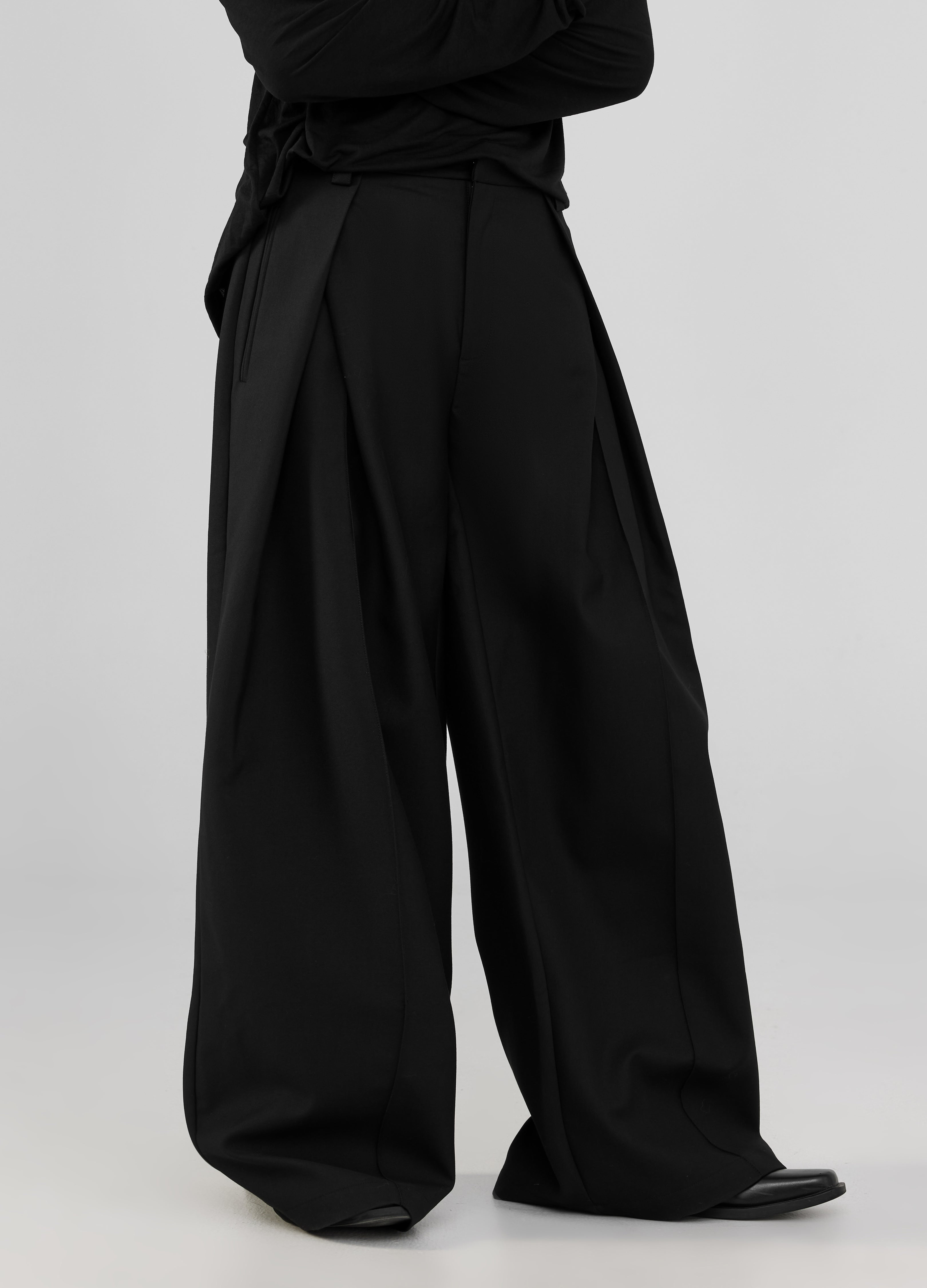 24FW 3D Pleated Pants