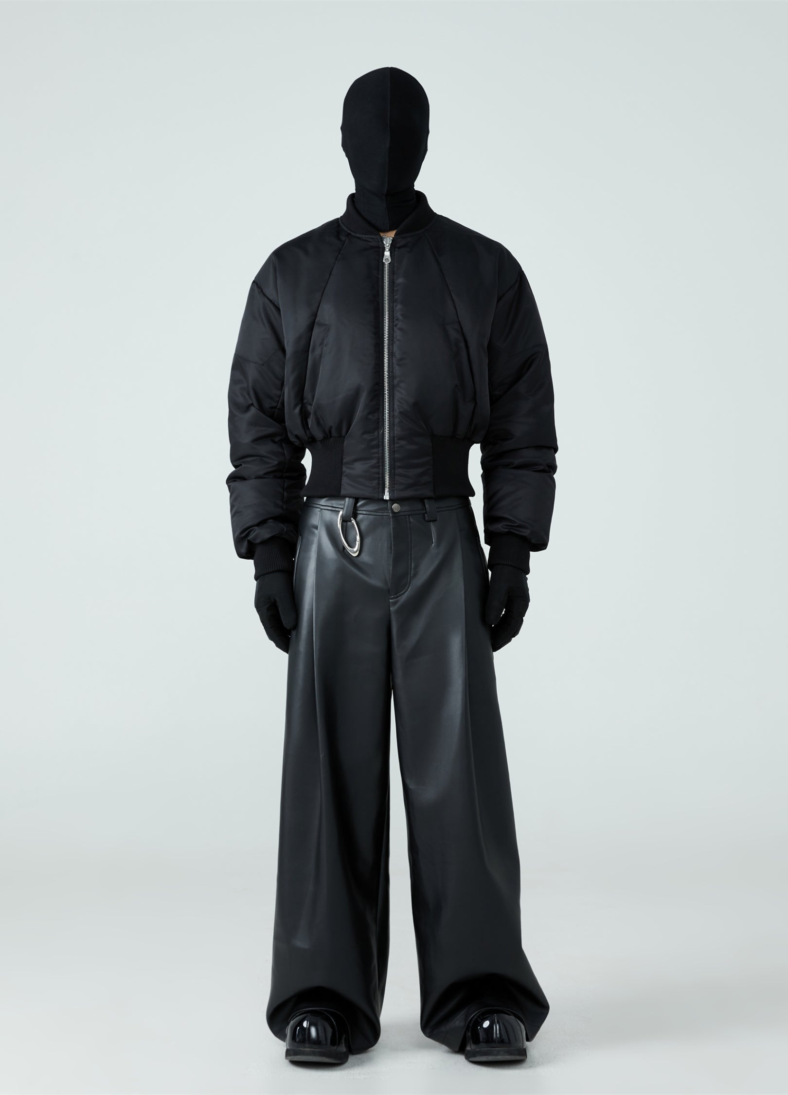 23FW Sleek Waisted Down Jacket