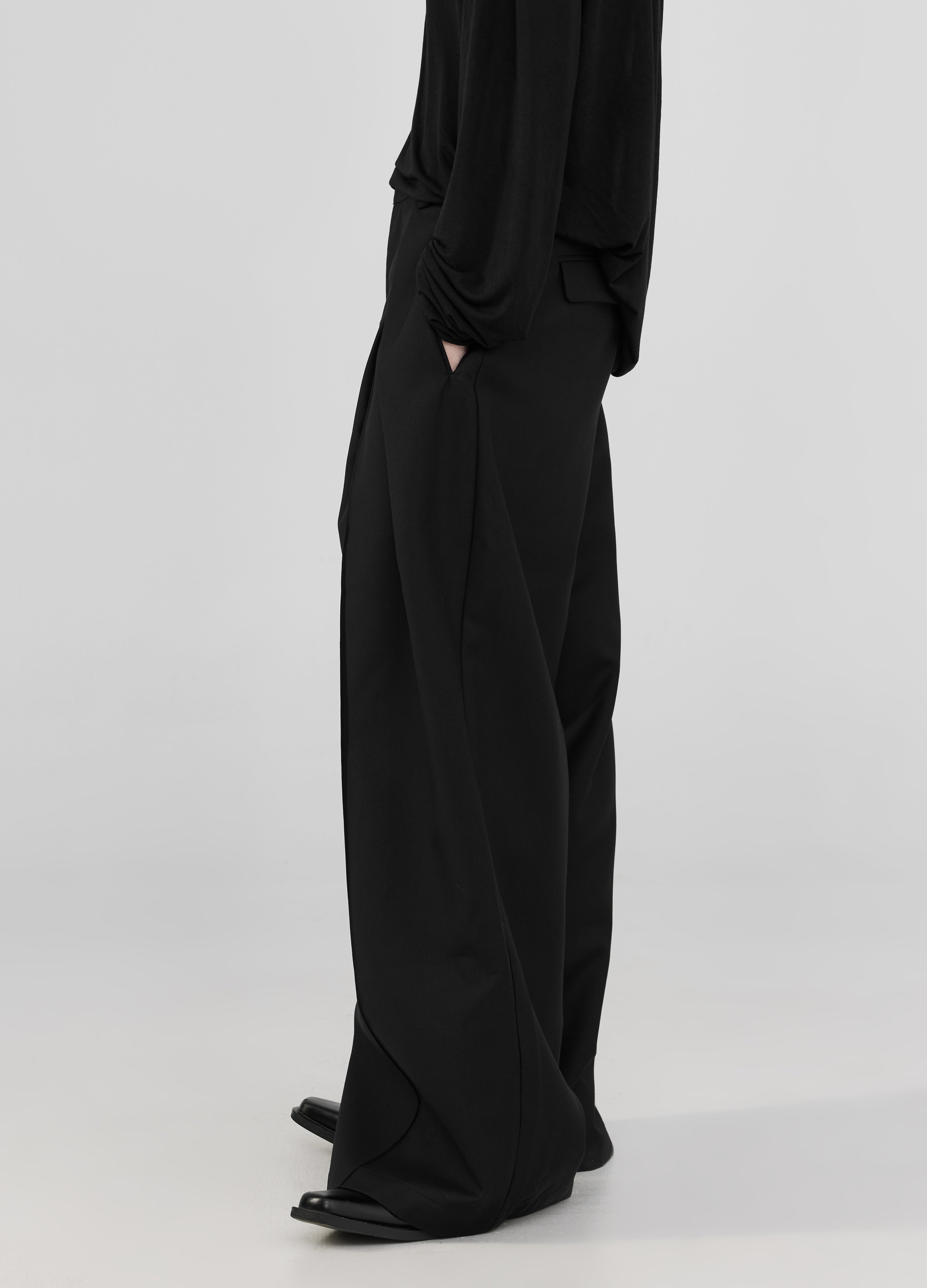 24FW 3D Pleated Pants