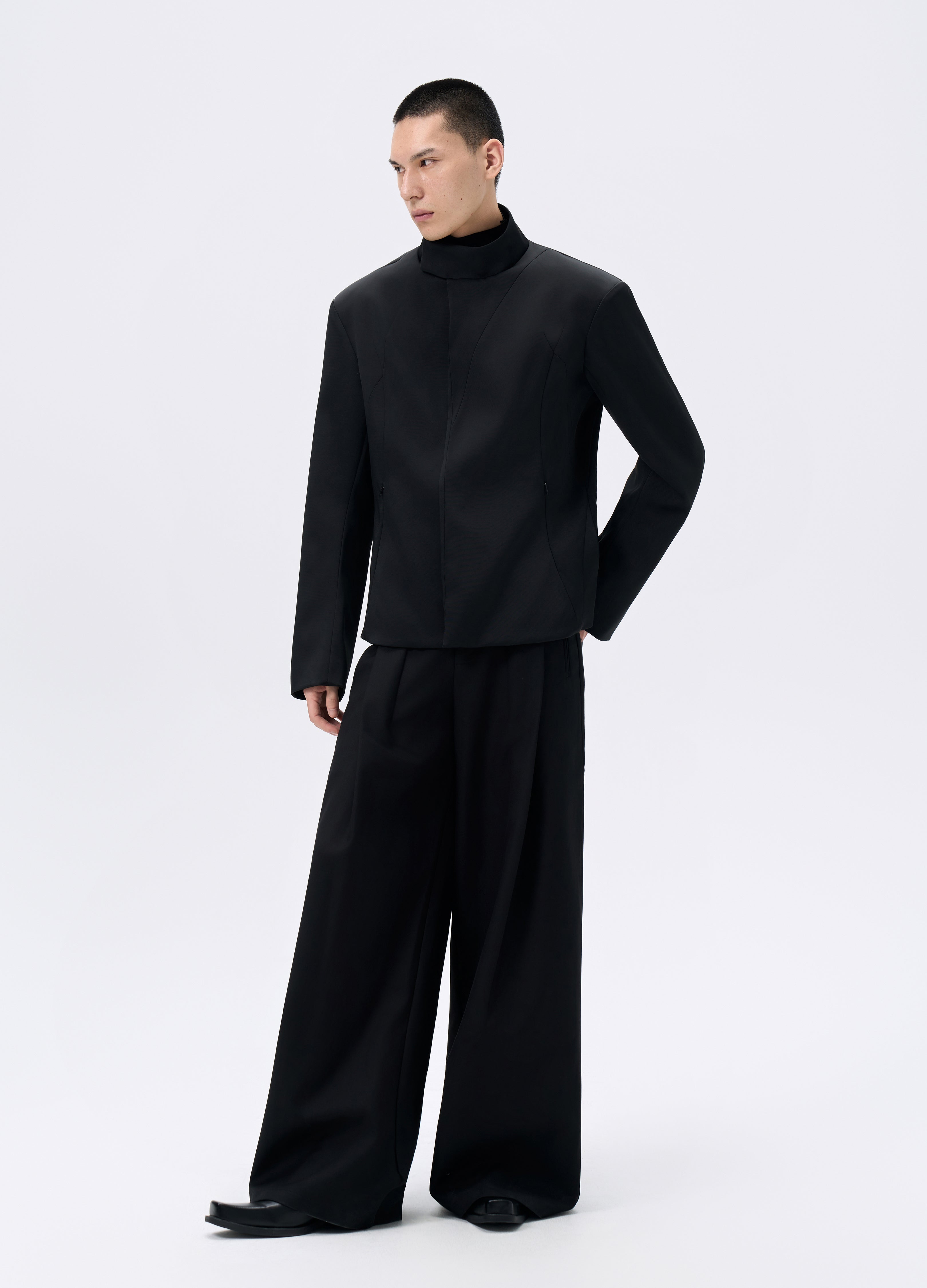 25FW BLACK PLEATED WIDE TROUSERS