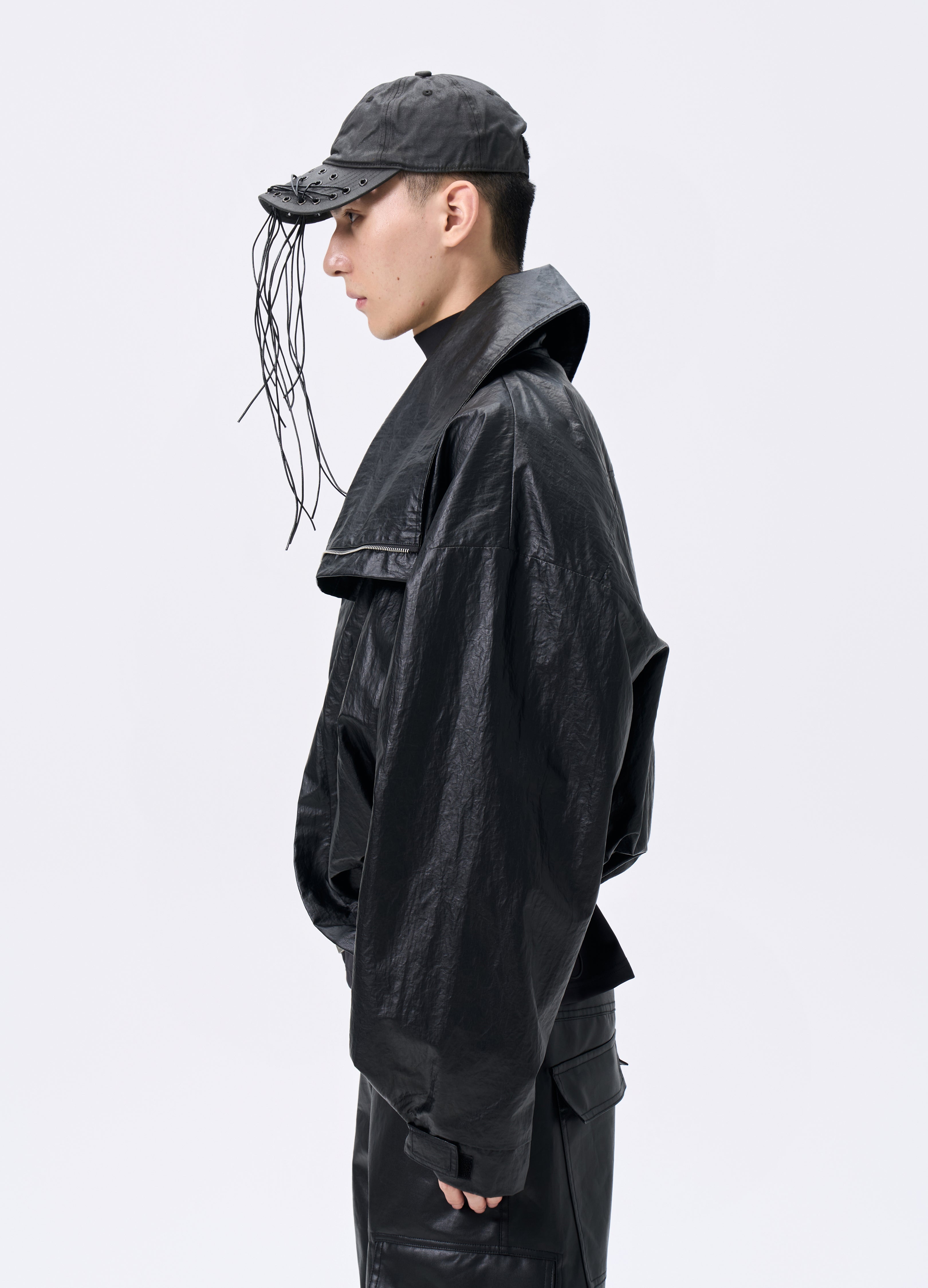 25FW TEXTURE DRAWSTRING SHELL JACKET