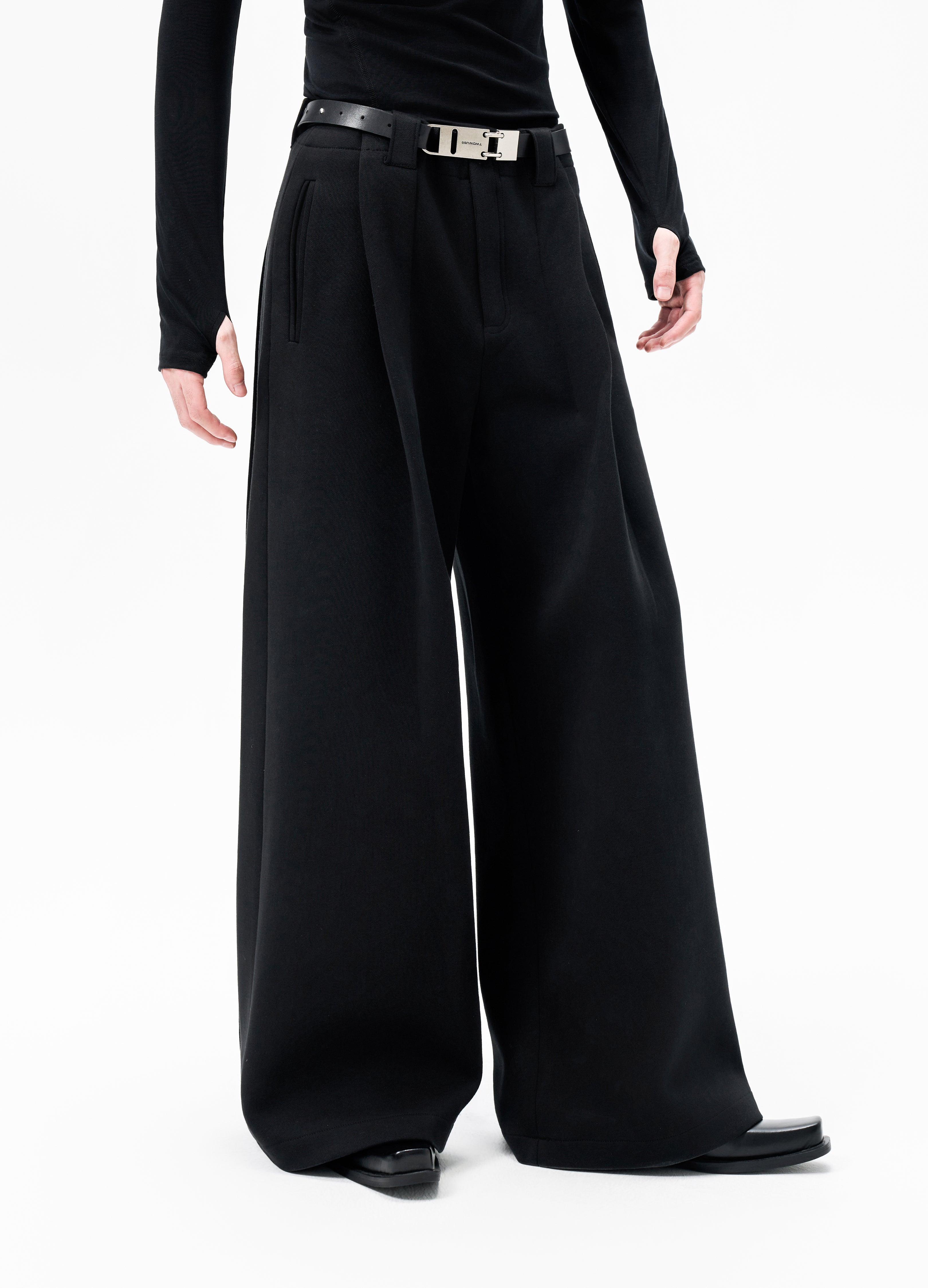 25FW BLACK PLEATED WIDE TROUSERS
