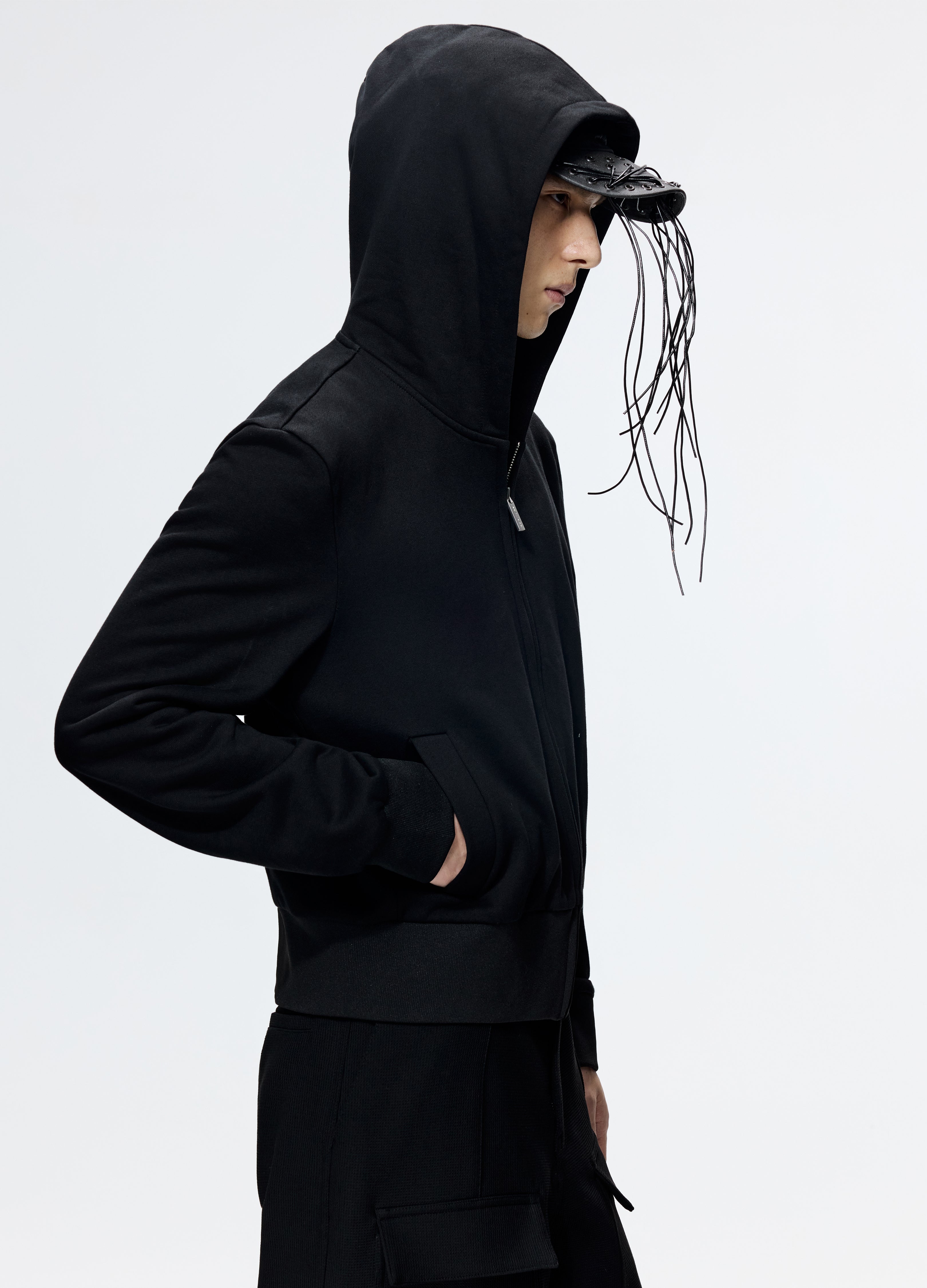 25FW FITTED HOODED CROPPED HOODIE