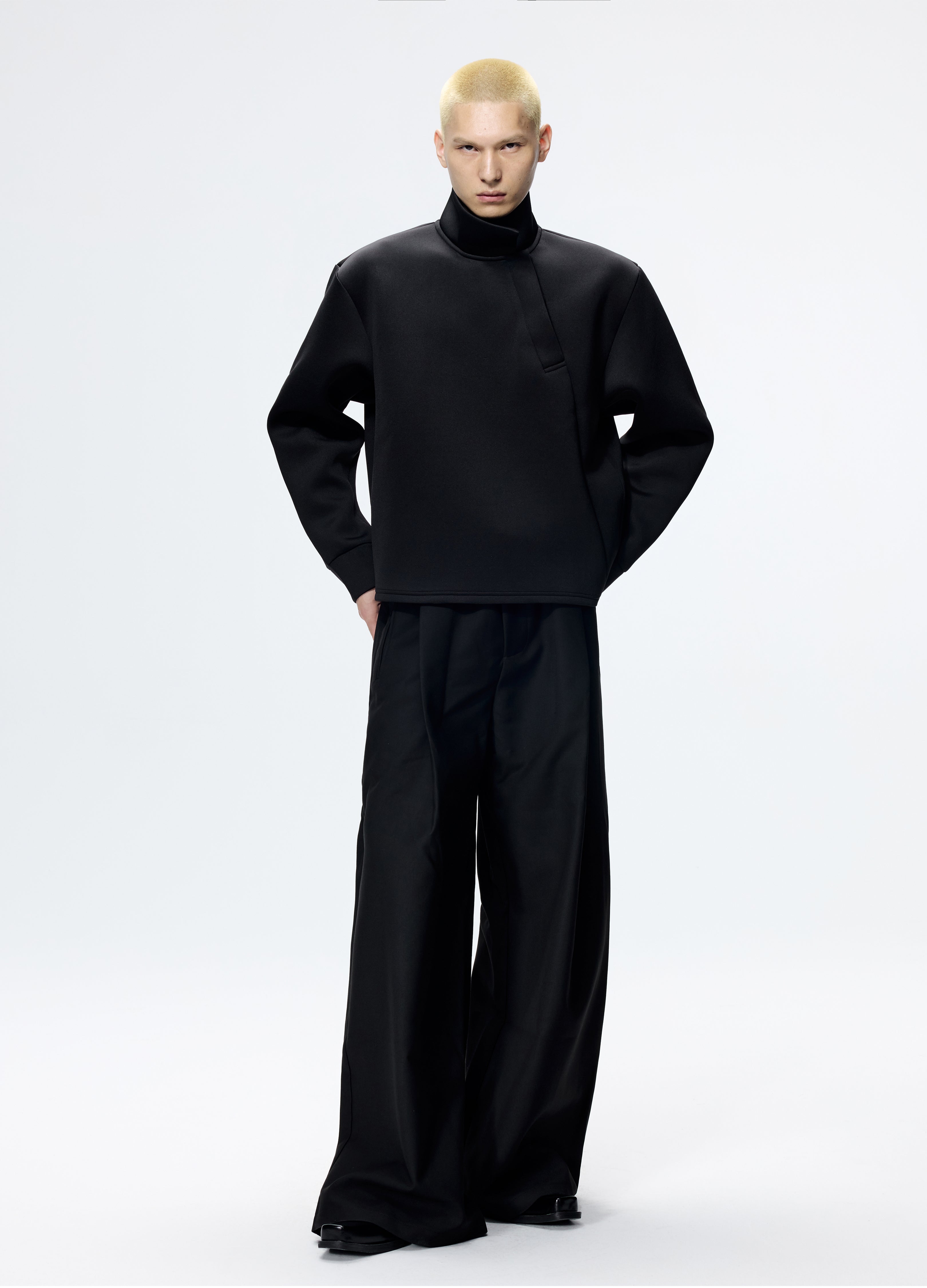 25FW SLANT COLLAR POLO SWEATSHIRT