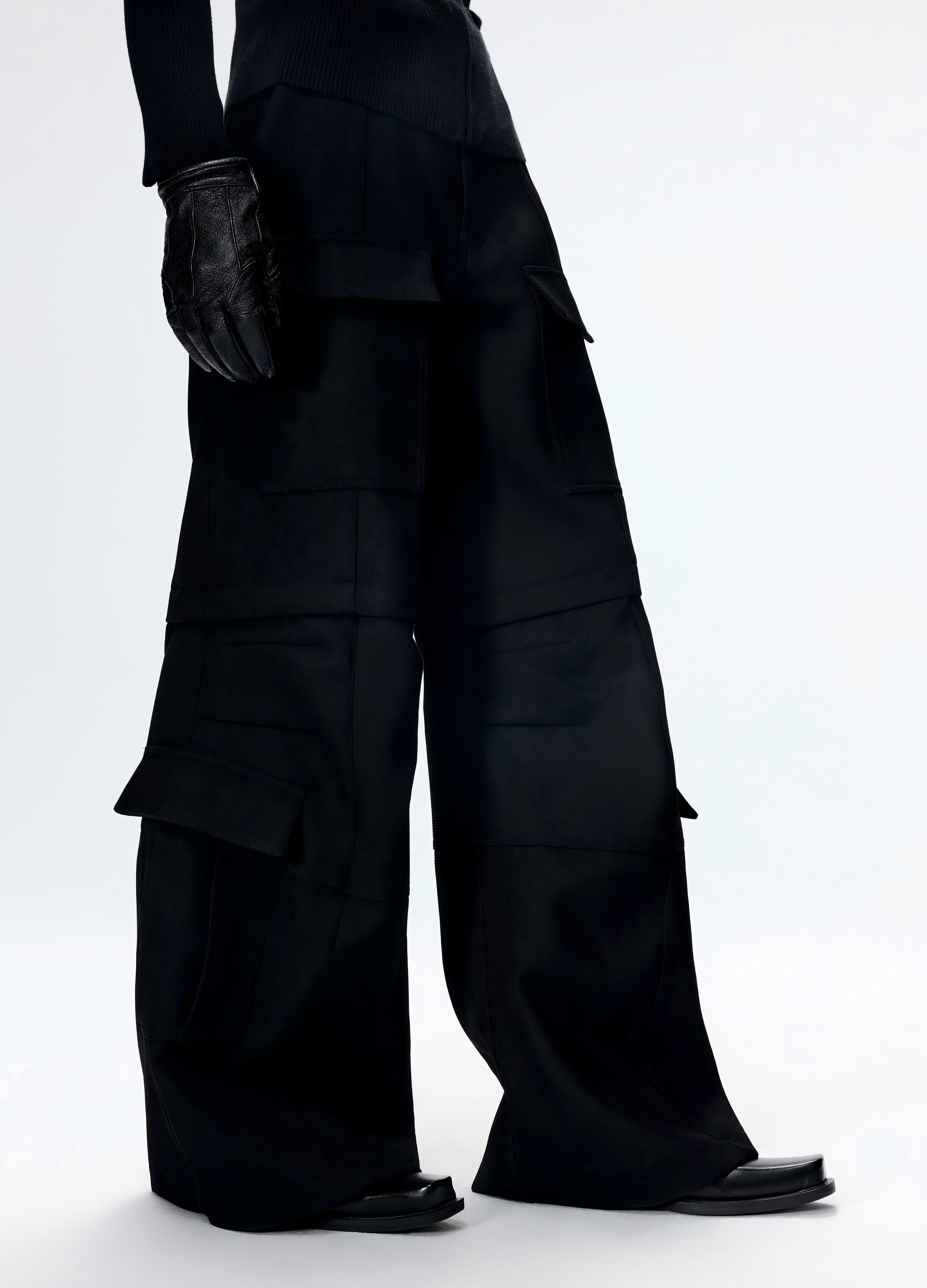 25FW TEXTURED WIDE CARGO PANTS