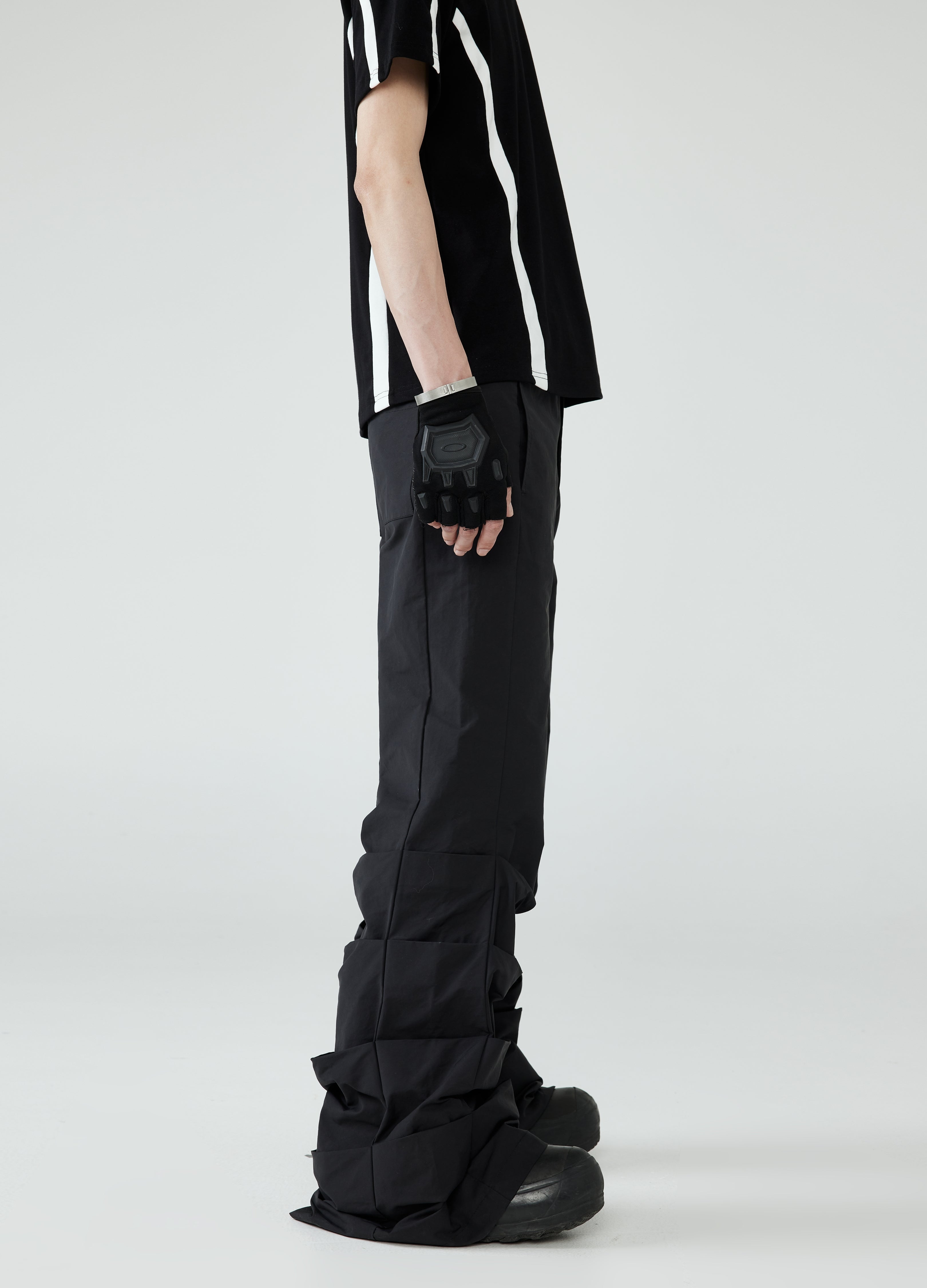 24SS Scimitar Pleat Pants