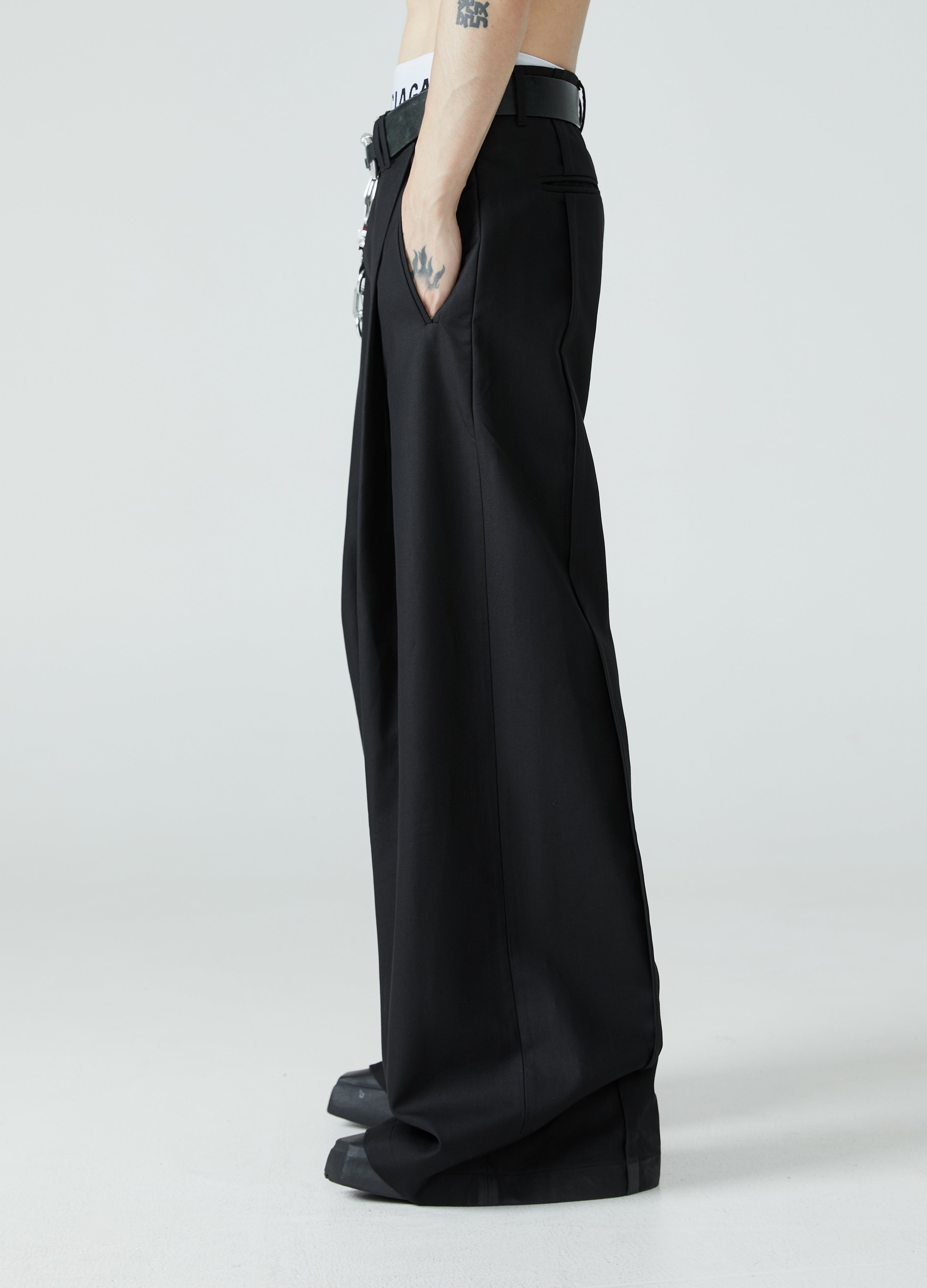 23FW Pleated Wide-Leg Pants