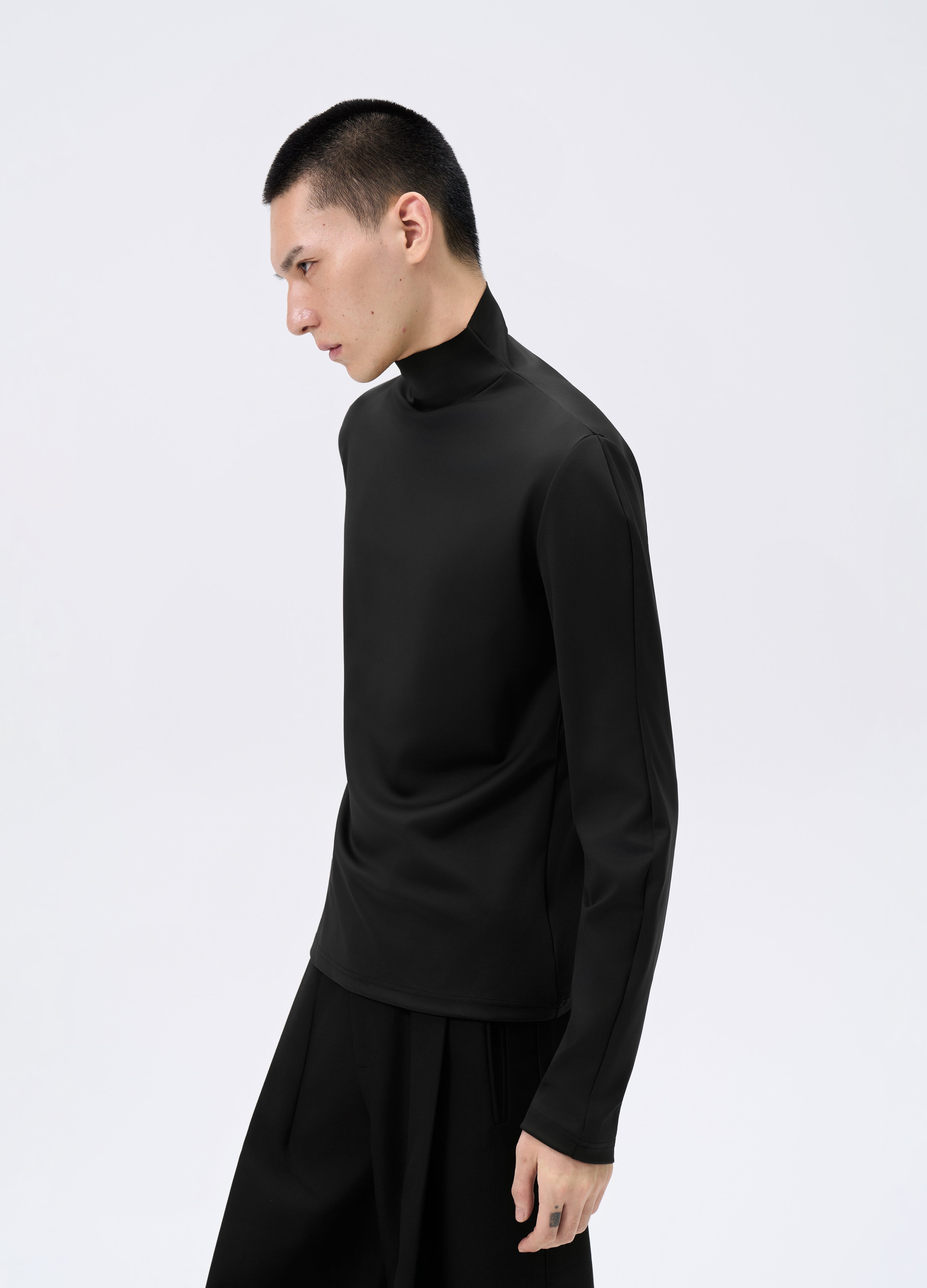 25FW FITTED STREAMLINE HIGH-NECK TEE