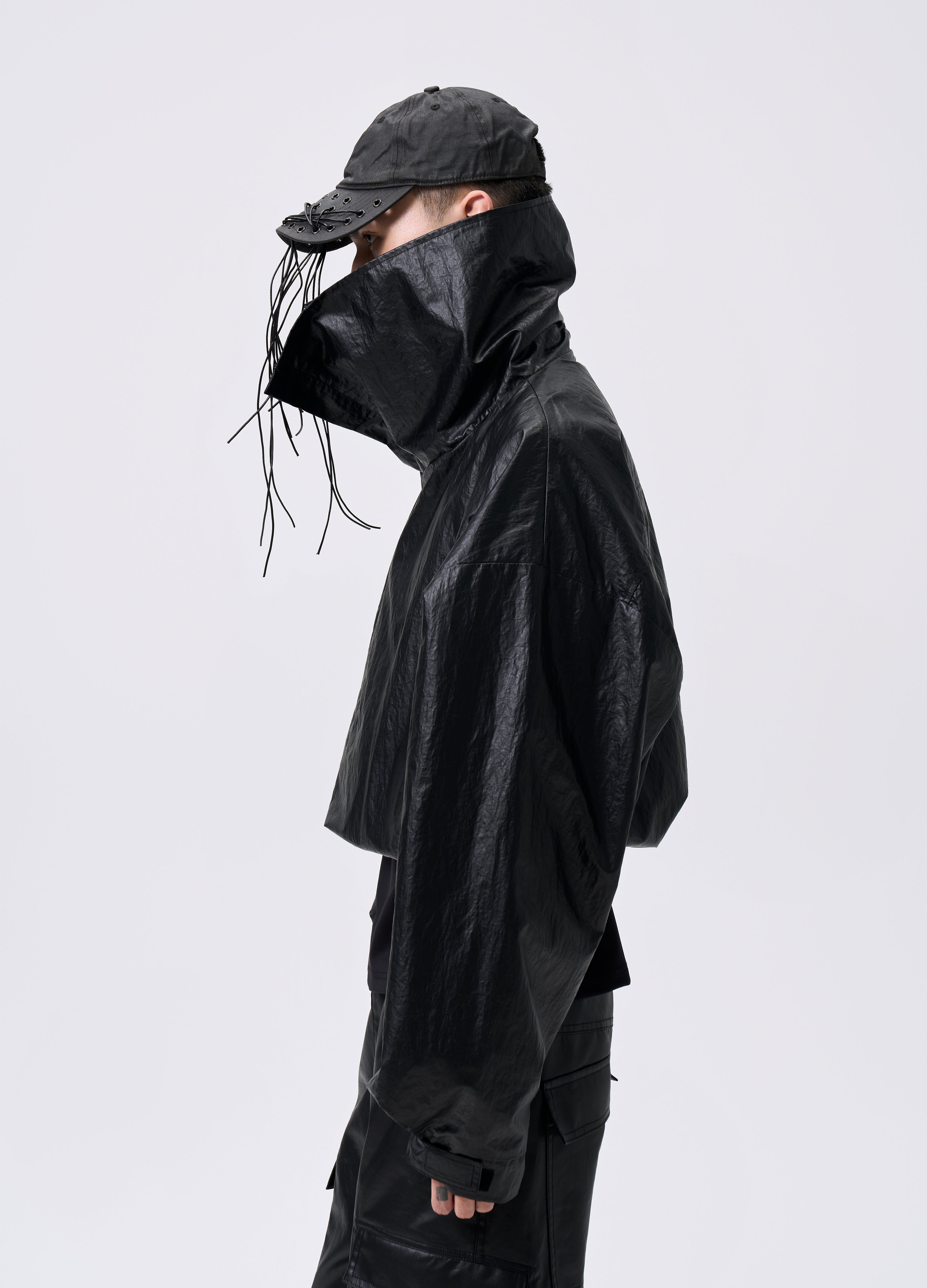 25FW TEXTURE DRAWSTRING SHELL JACKET